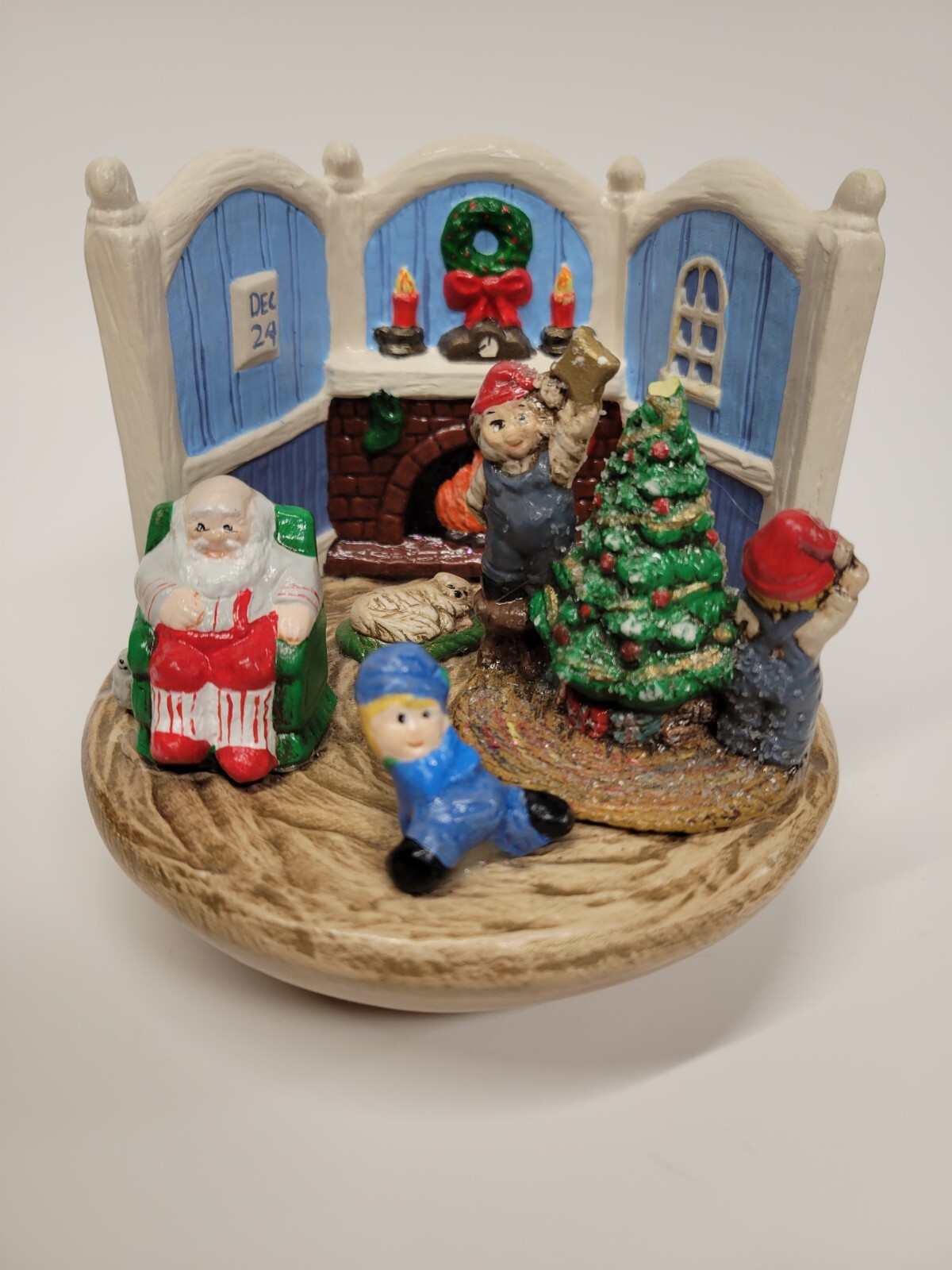 VTG Nowell Molds Christmas Scene Of Santas Living Room With Elves Decorating…