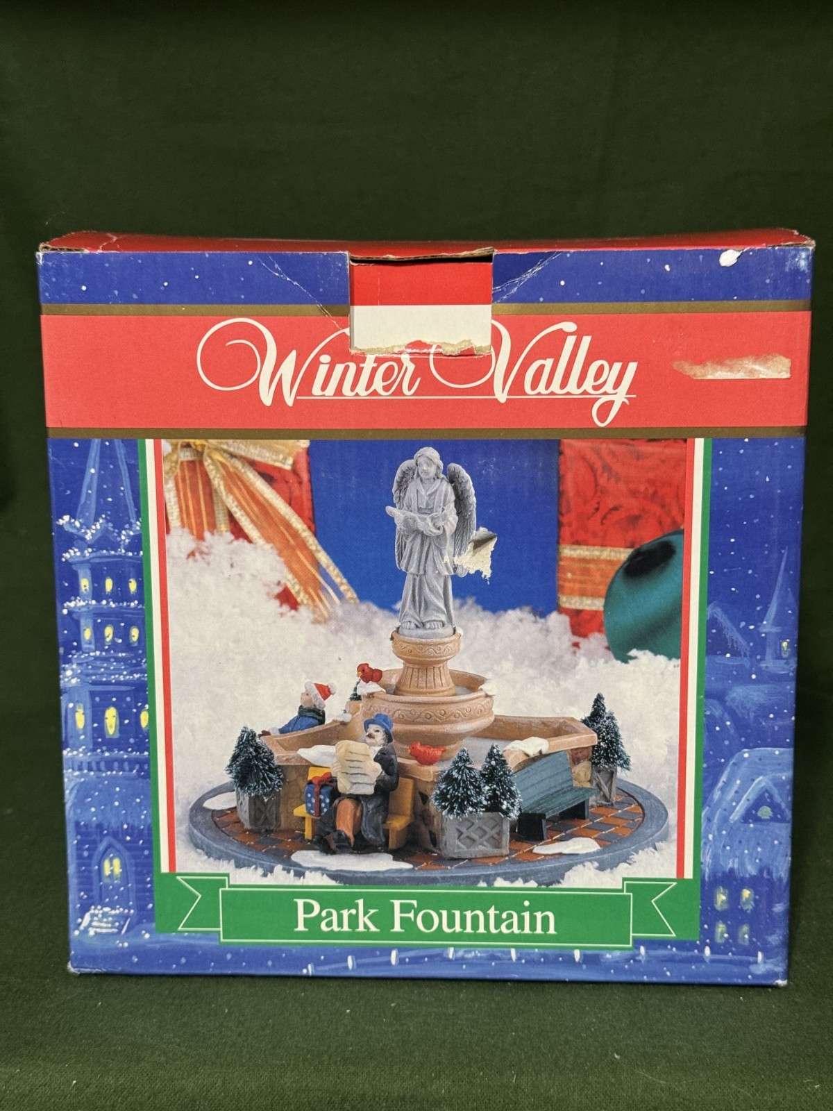 Winter Valley: Park Fountain