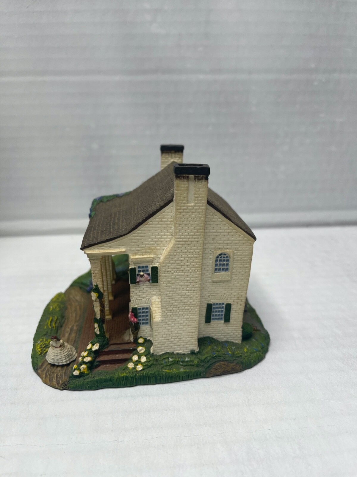 VTG Hawthorne Gone With The Wind “Tara…Scarlett’s Pride” Sculpture Registered