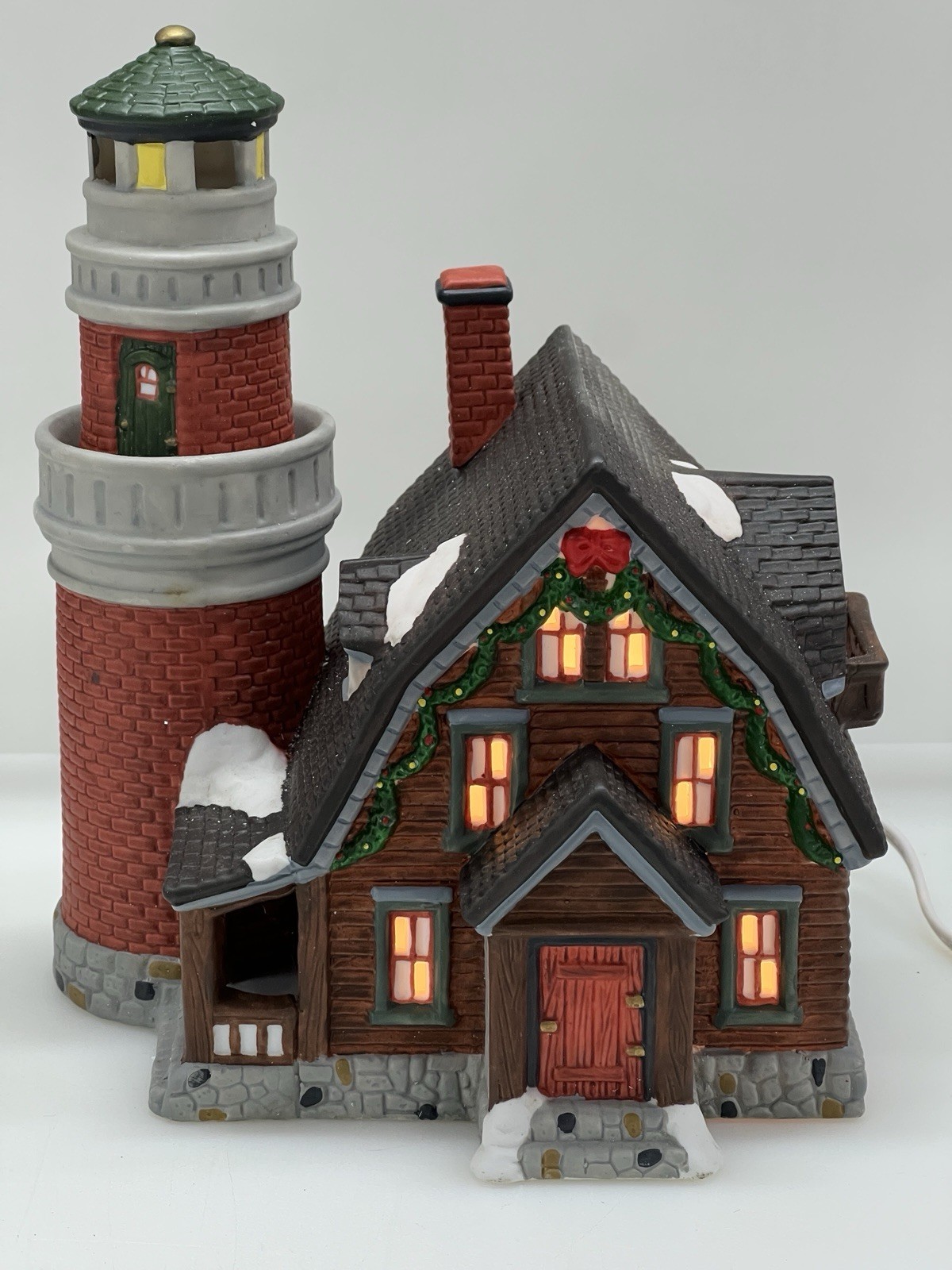 Copperfield Keepsake Porcelain Lighted House Combo 1998