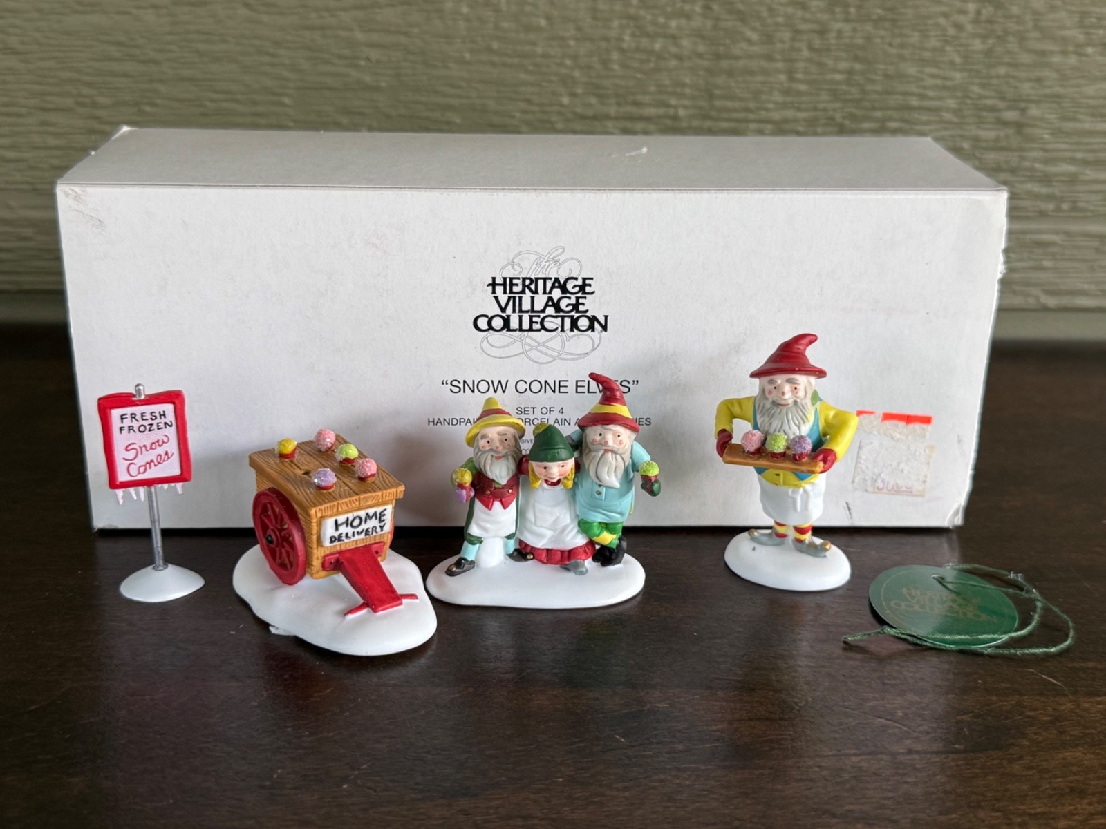 Department 56 Heritage Village SNOW CONE ELVES Set of 4 Pieces Accessory