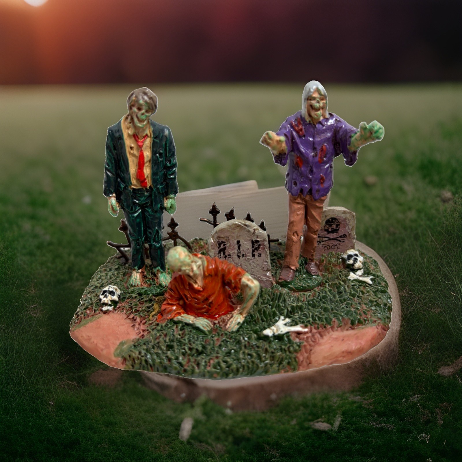 Lemax 53238 THE DEAD RETURN Spooky Town Table Accent Halloween Decor Piece