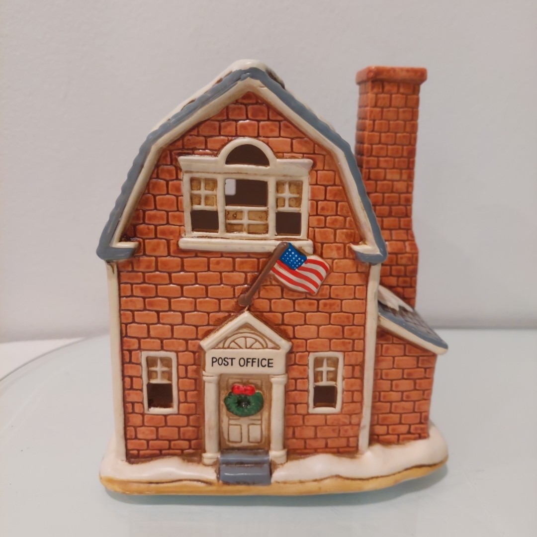 Lefton 1989 Post Office #07341 Colonial Village Christmas House Only, Byron Wood