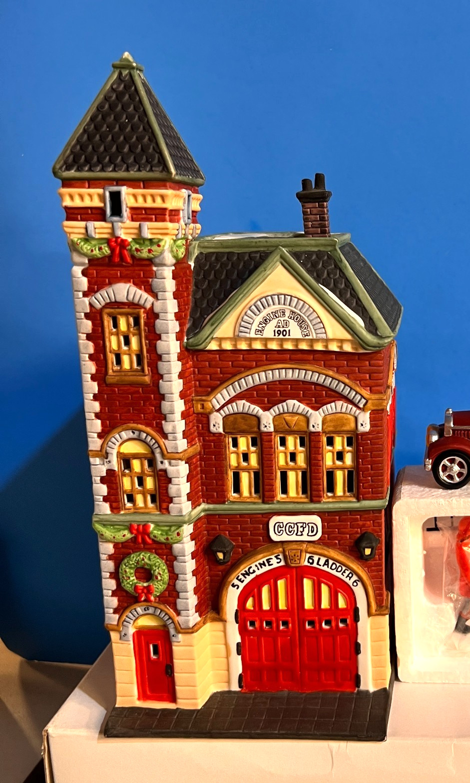 DEPT. 56 – 1990 RED BRICK FIRE STATION, Christmas in the City, retired, Christma