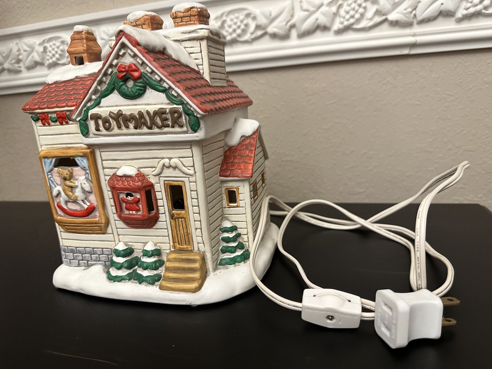 Vintage 1990 LEFTON “TOYMAKER” Light up Christmas Village Store