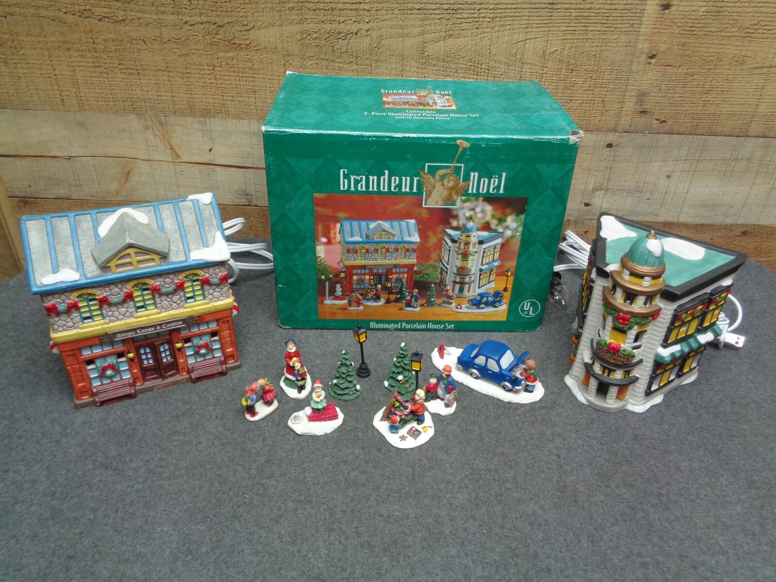 Grandeur Noel Christmas Village Lamp/Candle Shop & Clothing Shop w/Accessories