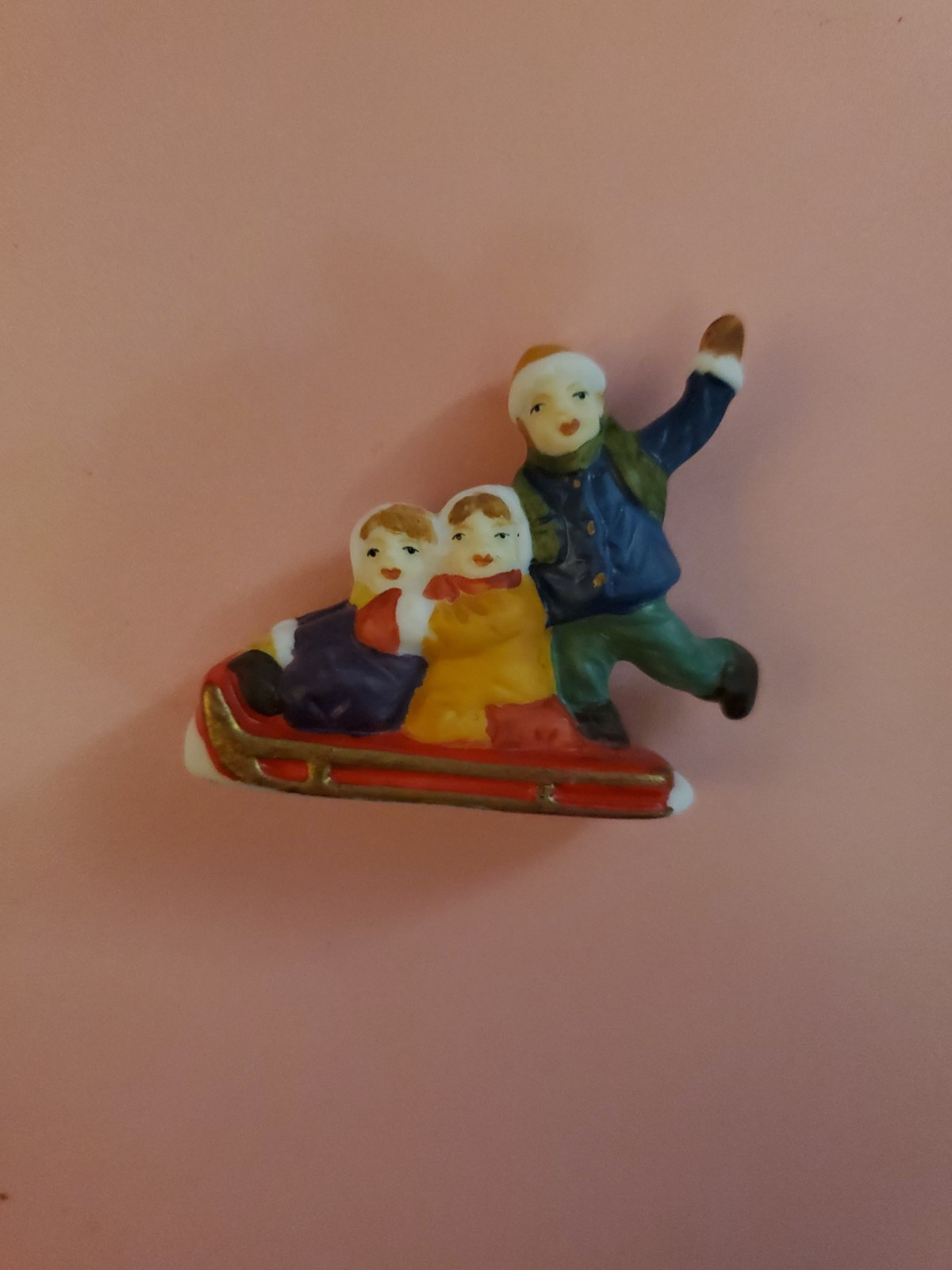 VTG Dickens Christmas Village 3 Children on a Toboggan/Sled from 1980s Porcelain