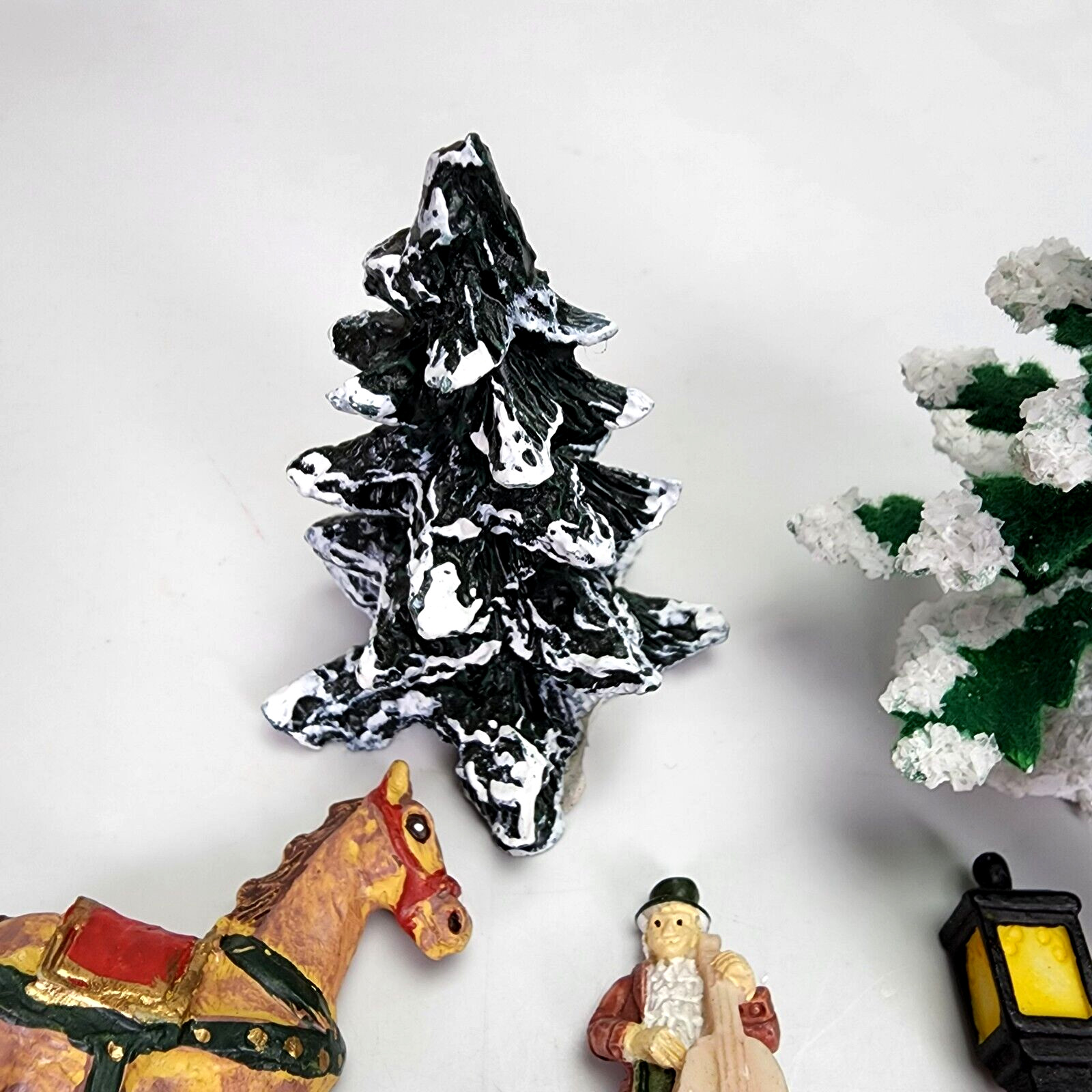 Christmas Village Railroad 7 Accessories Tree Horse Model Railroad Lamp Post Vtg
