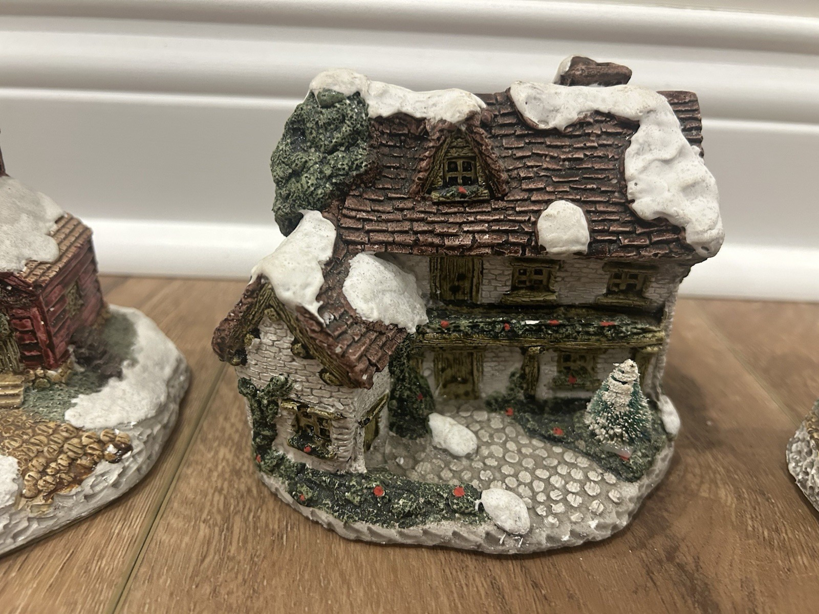 christmas village houses set of 4 Small 3 To 4 Inches Long And Tall