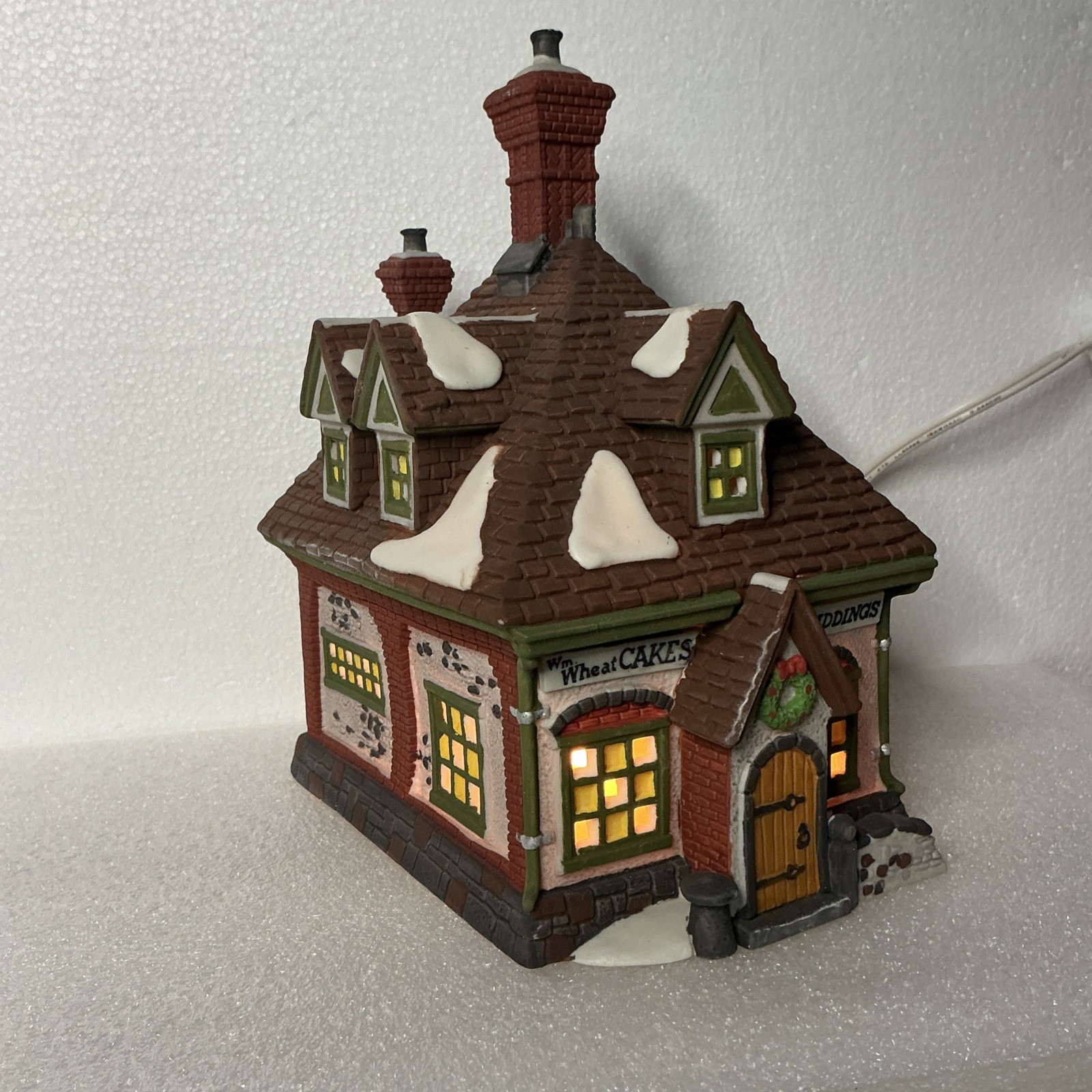 Dept 56 Wm Wheat Cakes & Puddings Dickens Village 58084 Lighted w Box