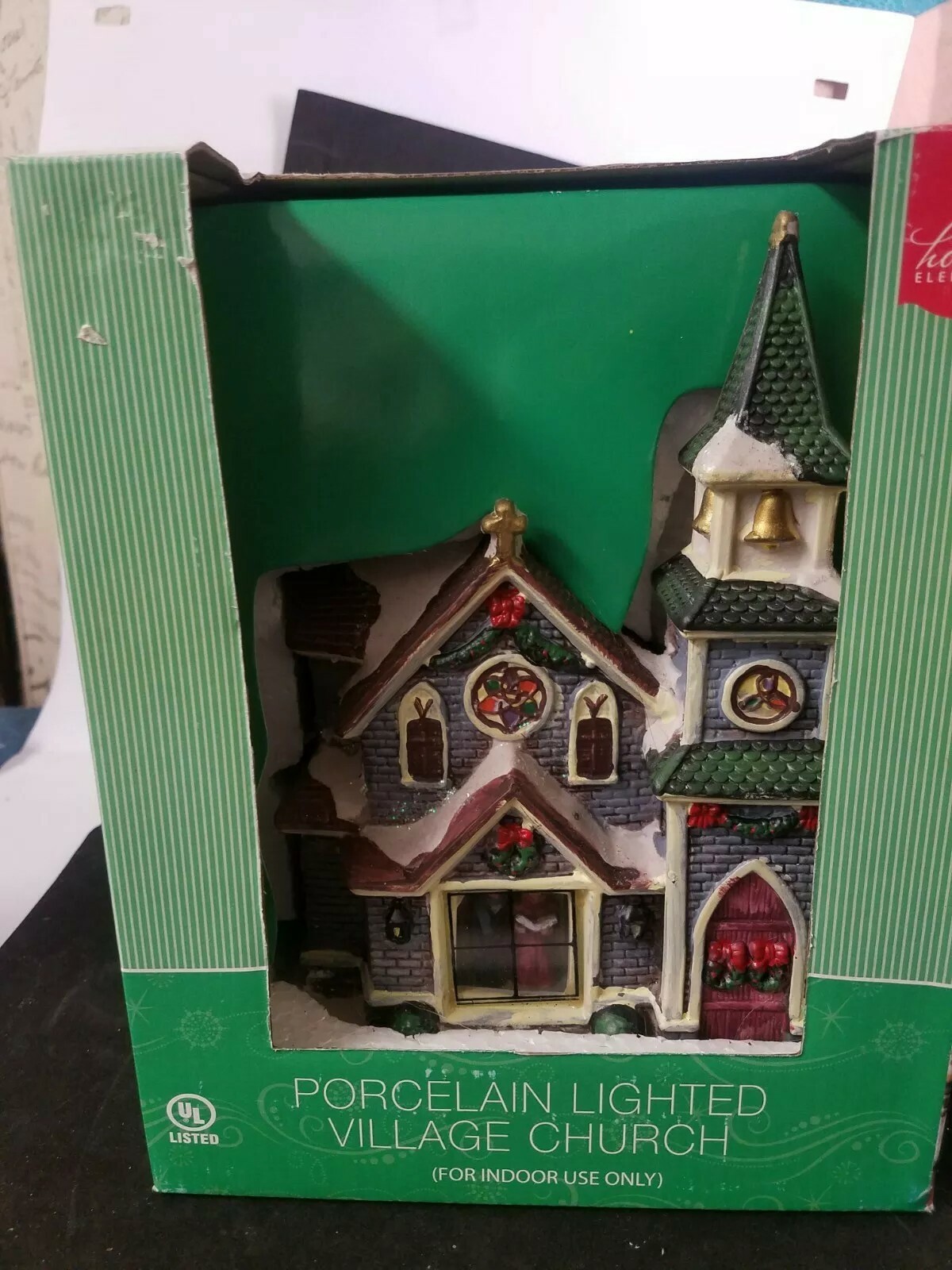 Home Elements Porcelain Lighted Village Church Building – Indoor Use NIB