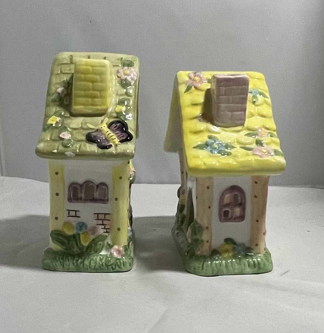 2 International Bazaar Ceramic Easter Houses Votives Holders Spring Pastels