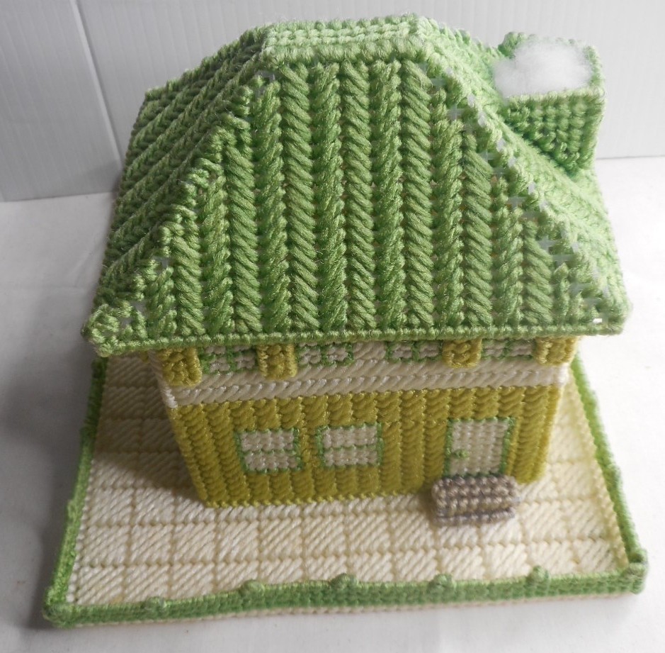 Needlepoint Christmas Village House Handcrafted Plastic Canvas 6-1/2″Hx9″x 7-1/2