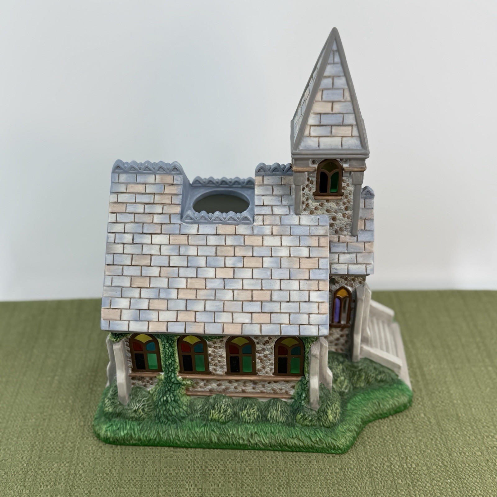 Partylite Exclusive Olde World Village #2 Victorian Church, Tea Light House