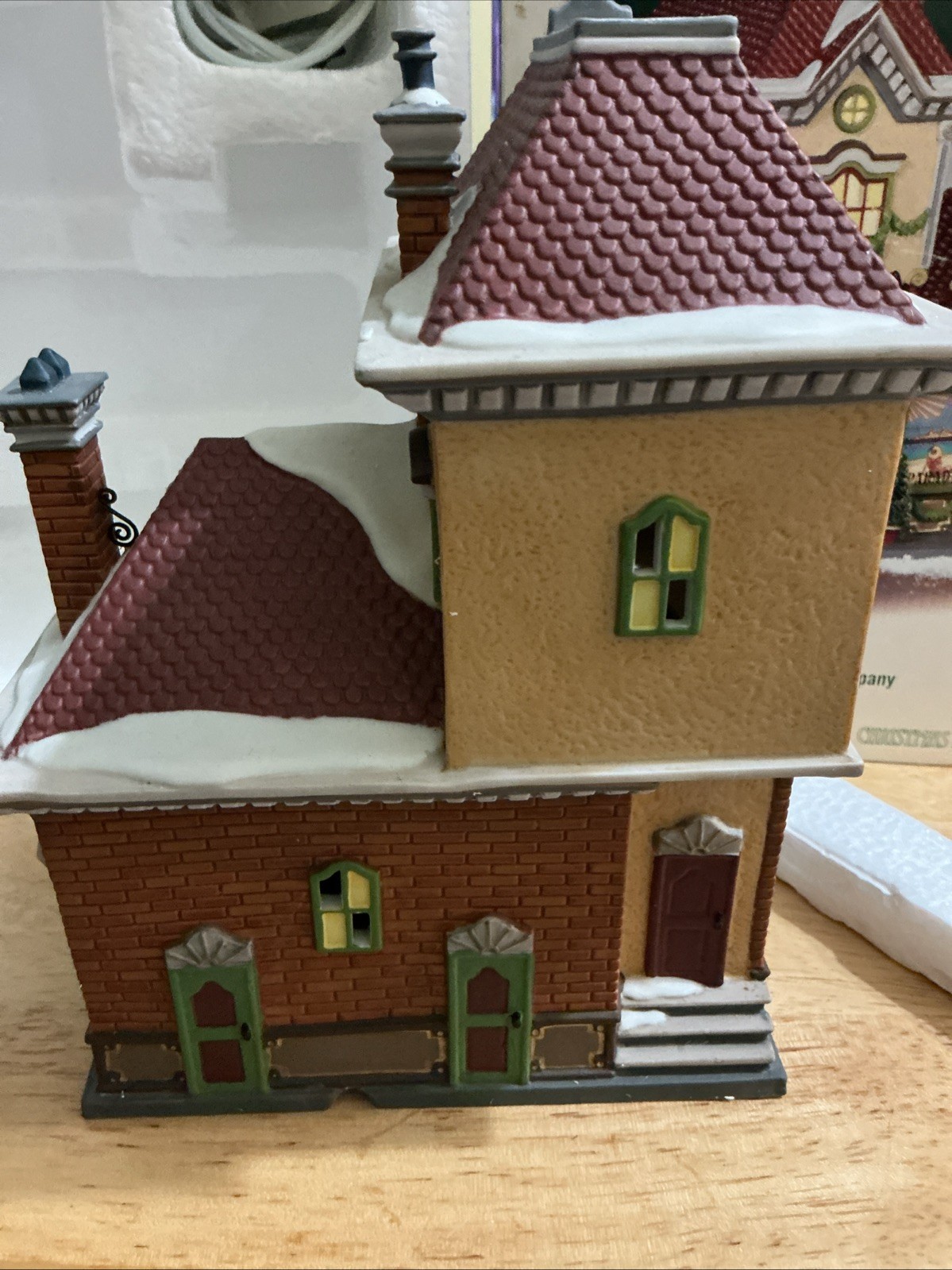 Dept 56 Christmas in the City Paradise Travel Company 58921