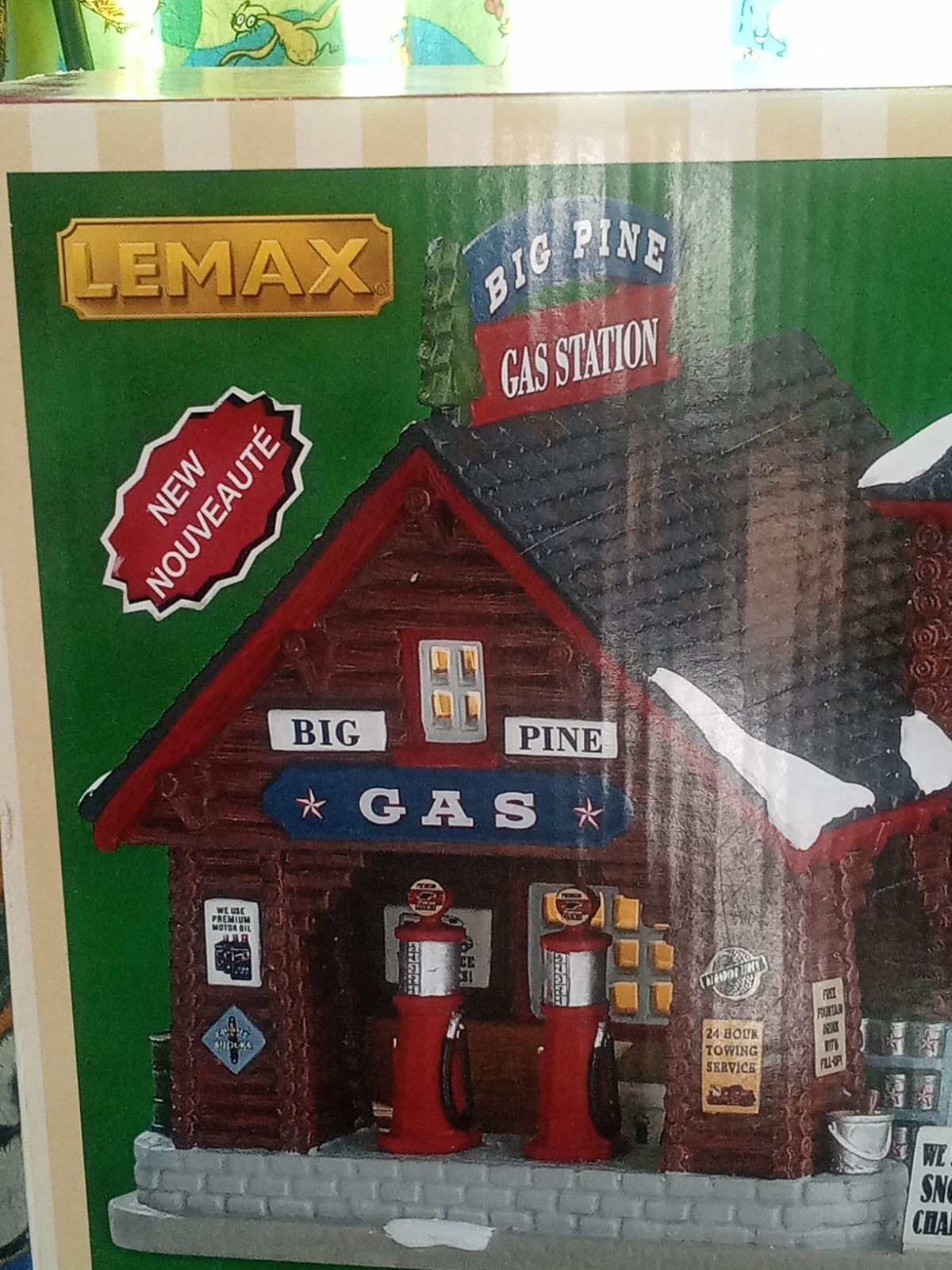 LEMAX Big Pine Gas Station and Snack Shop