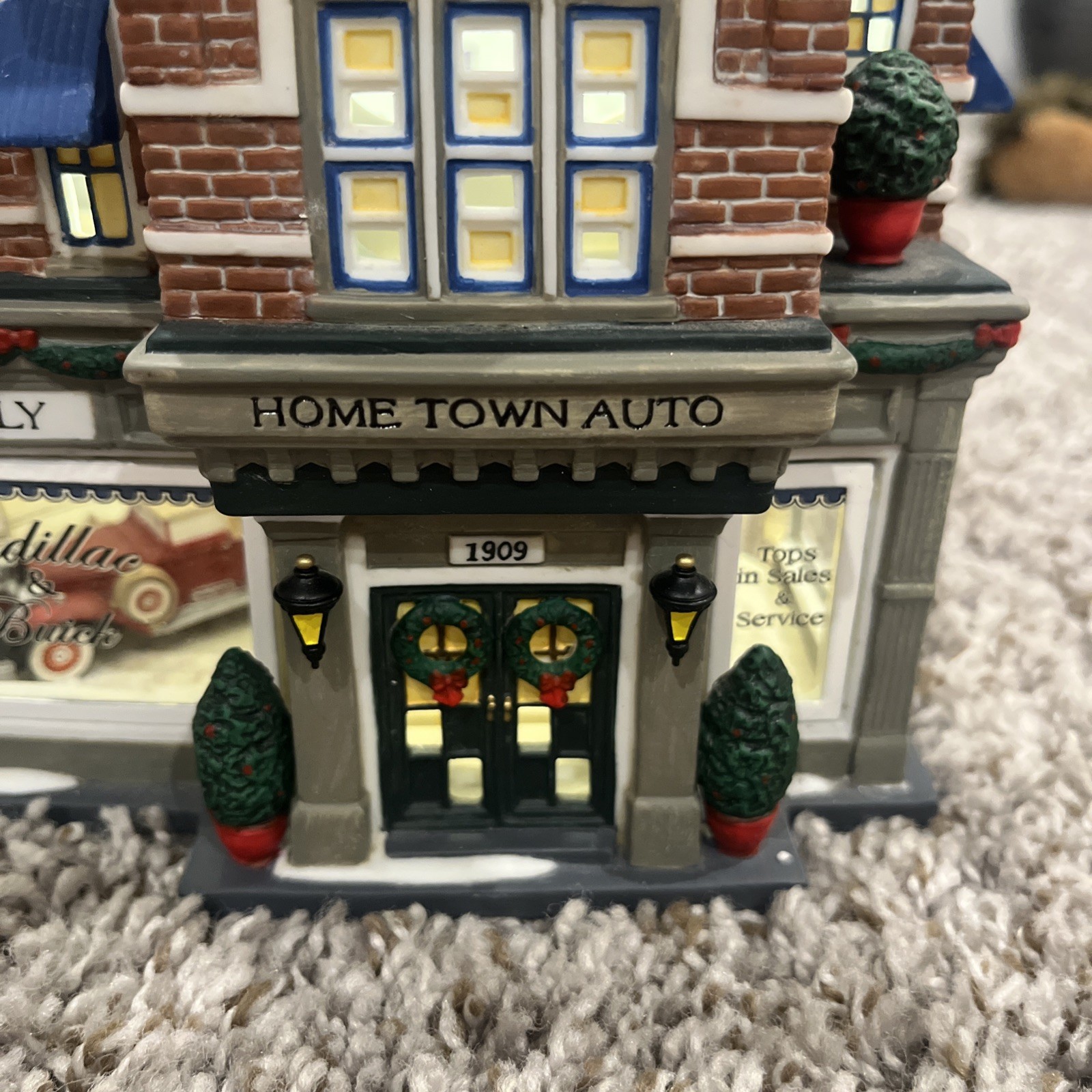 Dept 56 Christmas in the City “Hensley Cadillac & Buick” Shop
