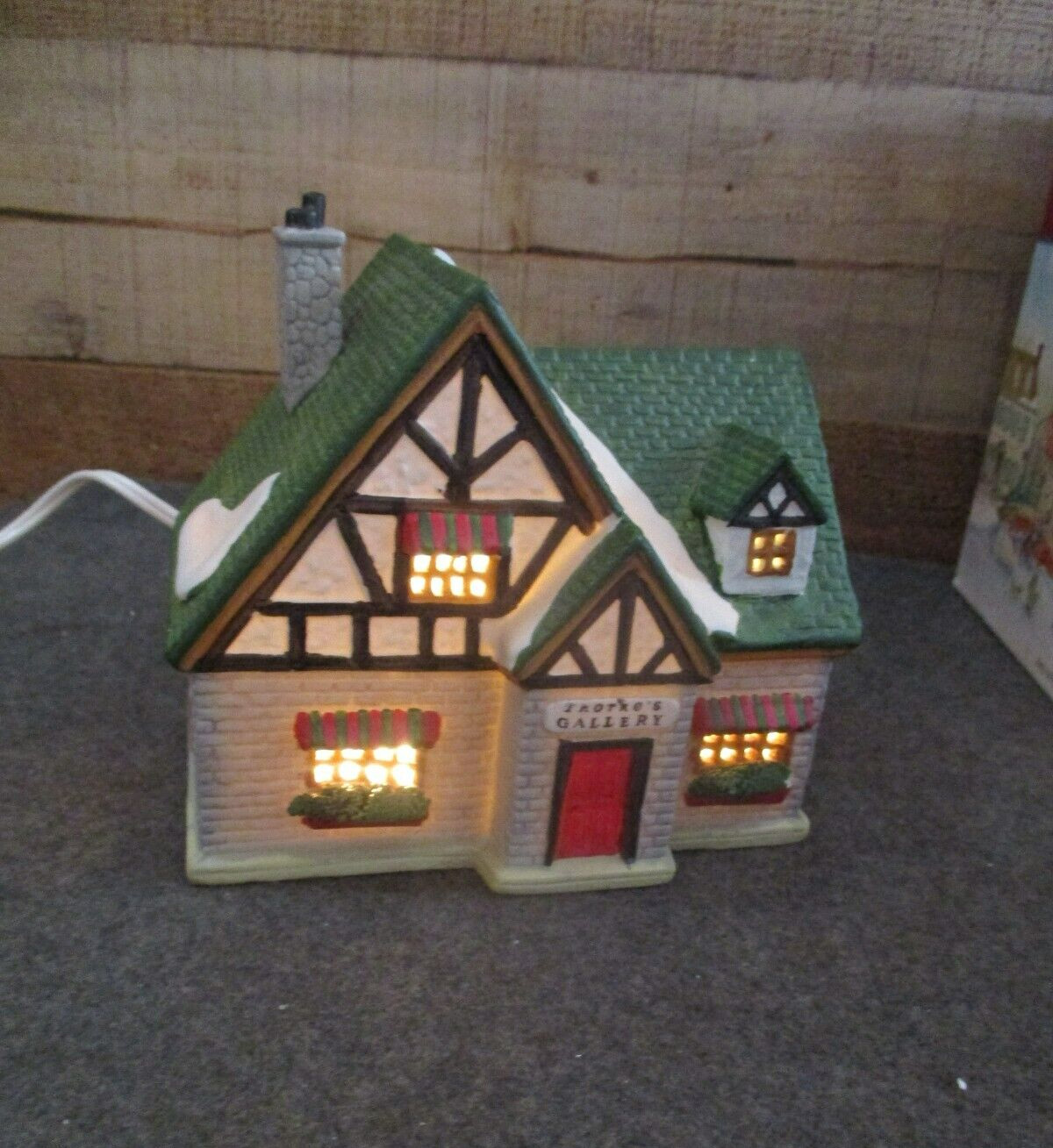 Lemax Hearthside Village “Thorne’s Gallery” 1995