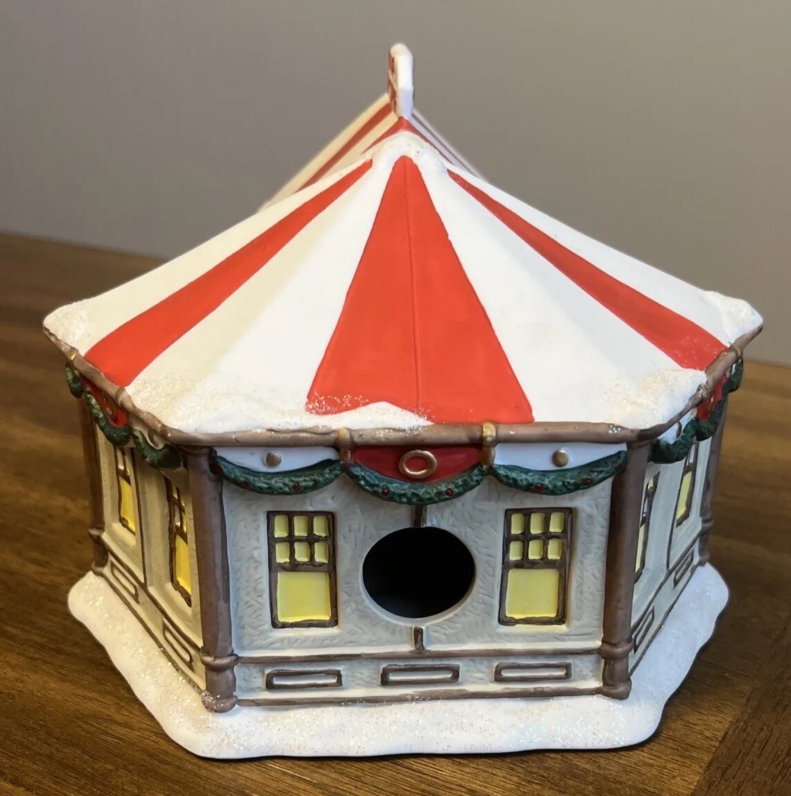 Santa’s Workbench Big Top Toy Shoppe Christmas Village Building Victorian Series