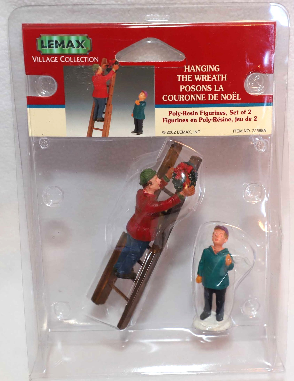LEMAX HANGING THE WREATH VILLAGE FIGURINE ACCESSORY CHRISTMAS 22588A