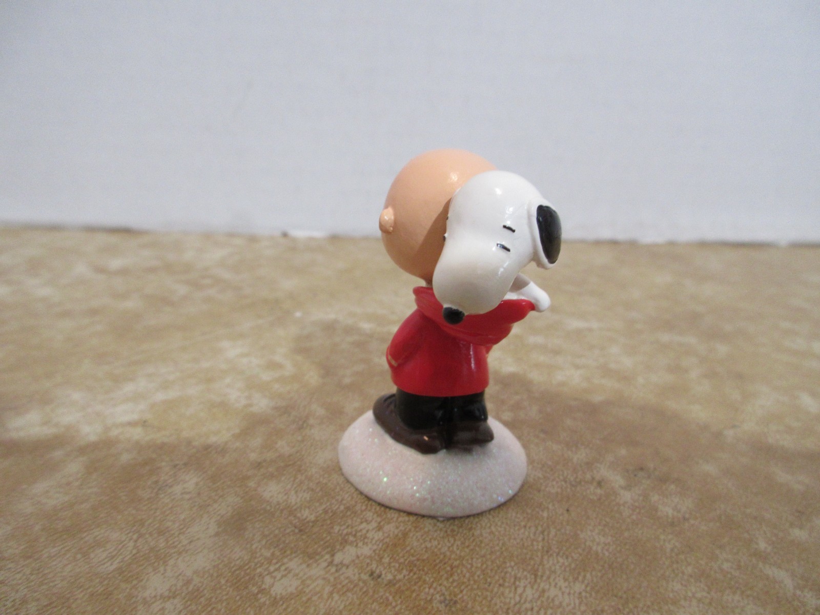 Dept. 56 Peanuts 2014 Dog In The Hood #4038644 Snoopy & Charlie Brown Read