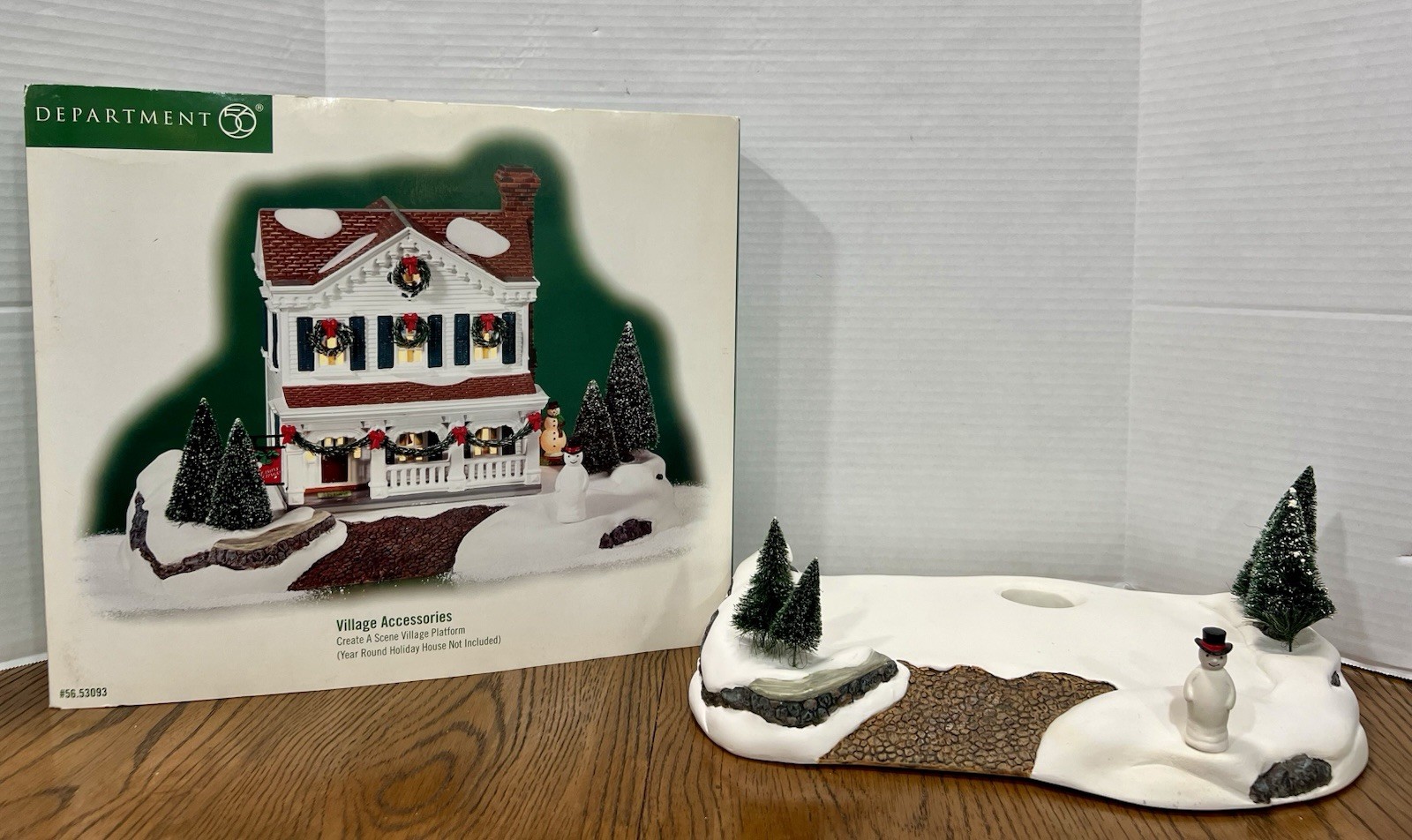 Dept 56 Village Accessories Create A Scene Village Platform 53093