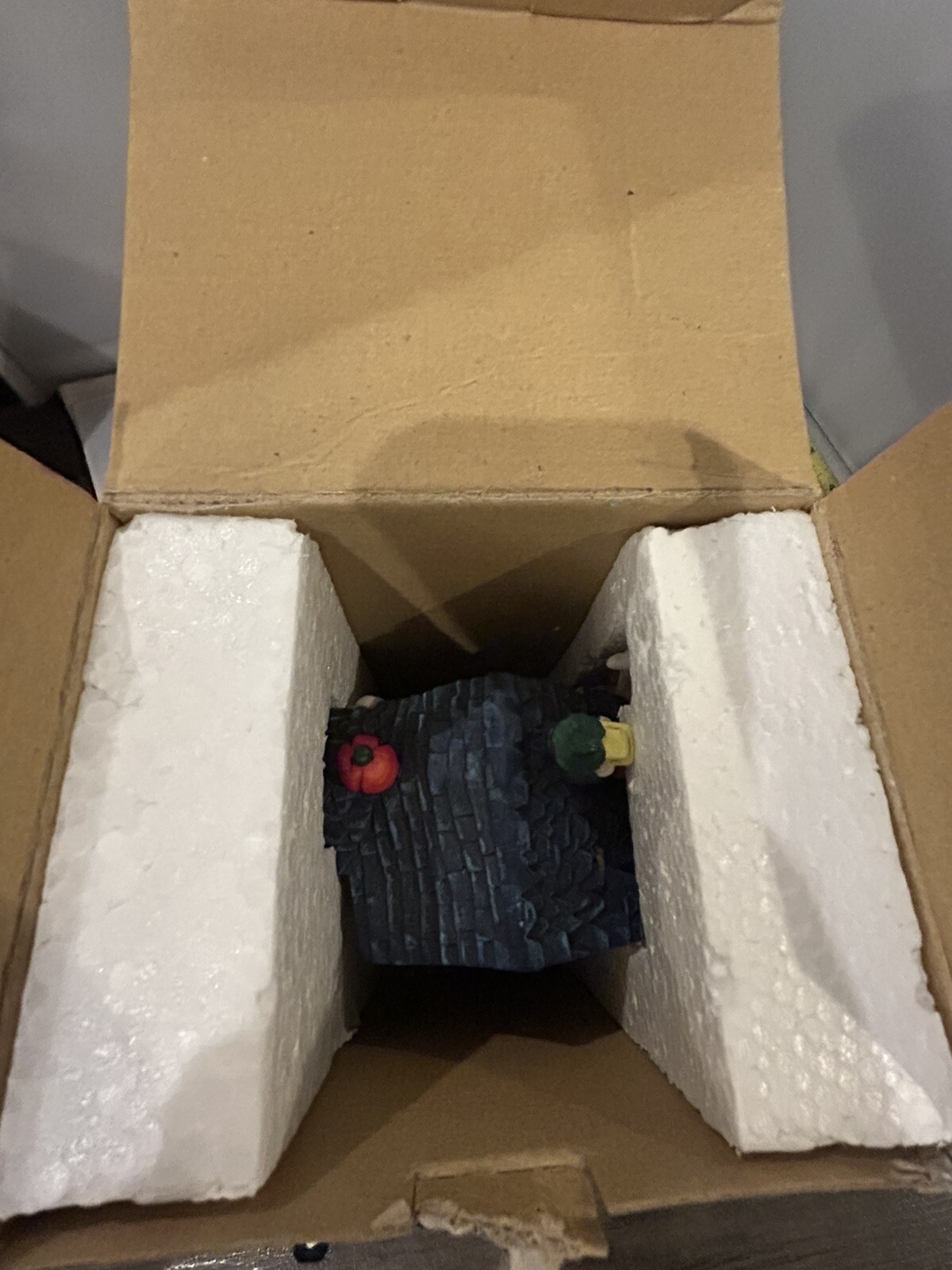 Vintage 2000 Spooky Hollow Lighted Porcelain Shop Of Horrors w/ box No Cord