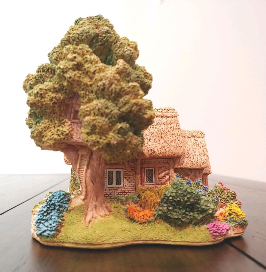 Lilliput Lane Woodman’s Retreat Collector’s Club Special Exc. Cond. No Box As-Is