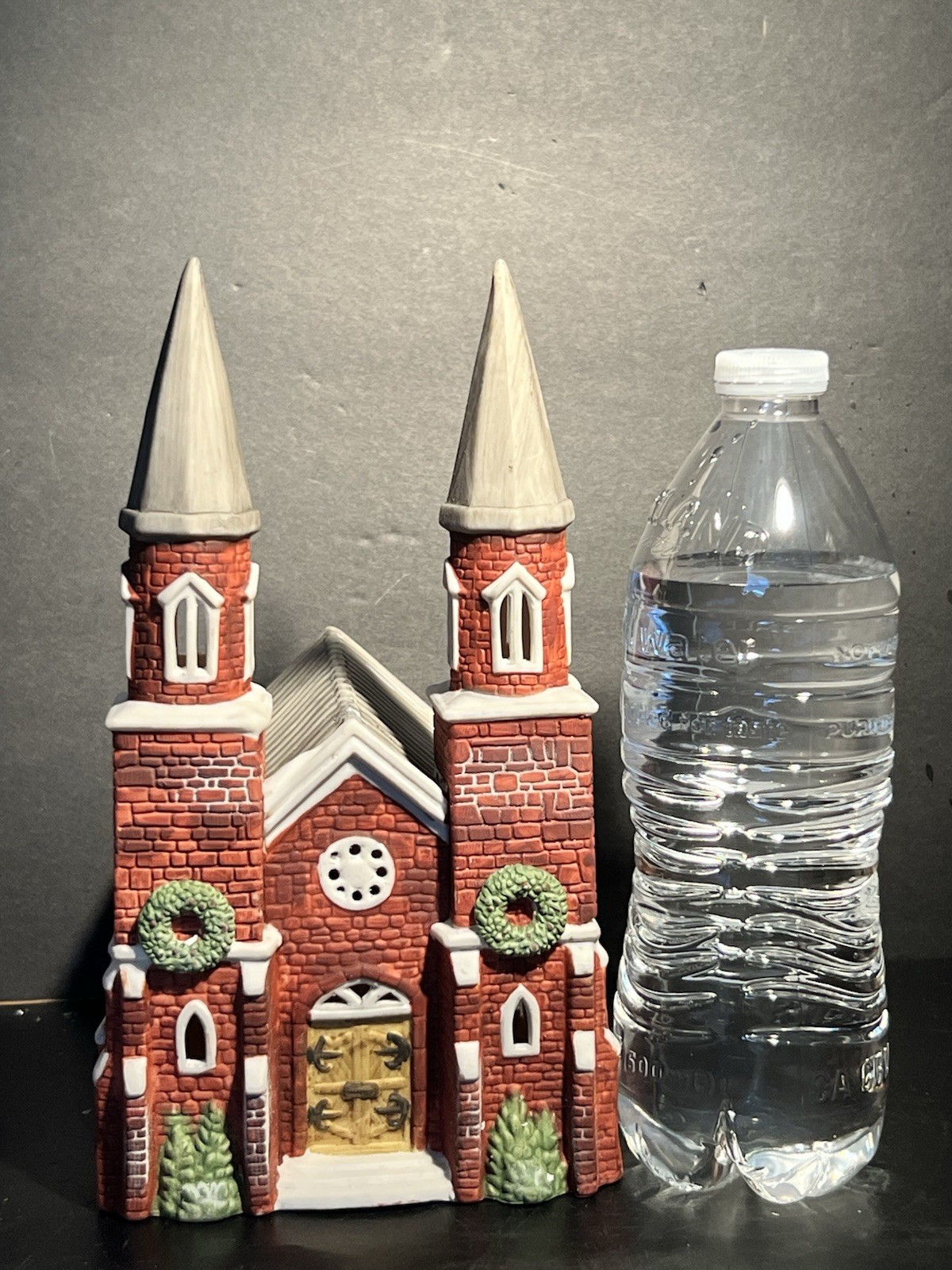 VTG CHRISTMAS VILLAGE CHURCH BISQUE PORCELAIN **LIGHTS UP*** 1980s/ 9×7”