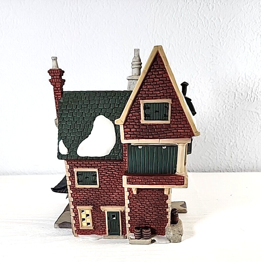 Dept 56 THE CHINA TRADER Dickens Village 1999