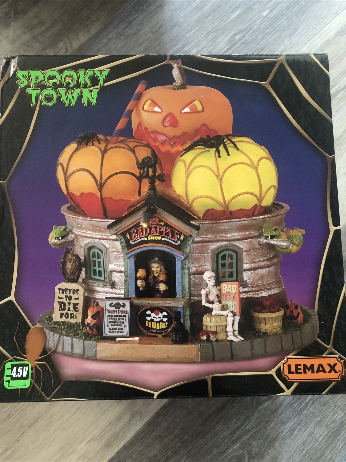 2021 LEMAX Spooky Town “The Bad Apple Shop” Halloween Lighted Building