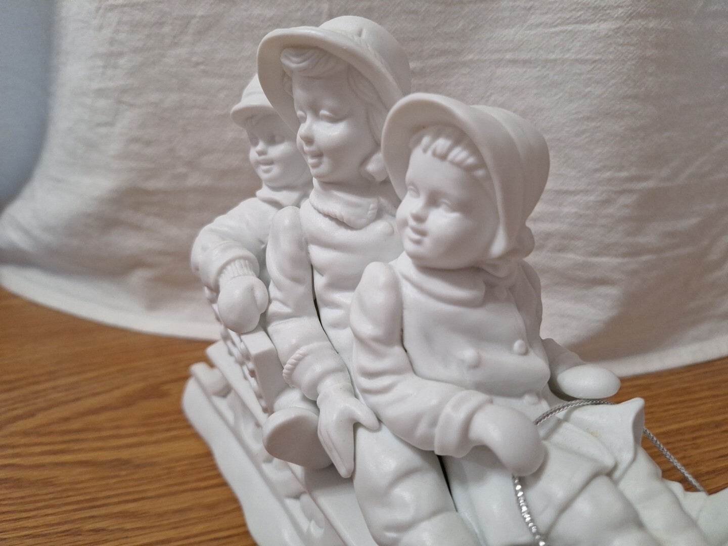 DEPT 56 Christmas Winter Silhouette Sliding In The Snow White FIGURINE 78492
