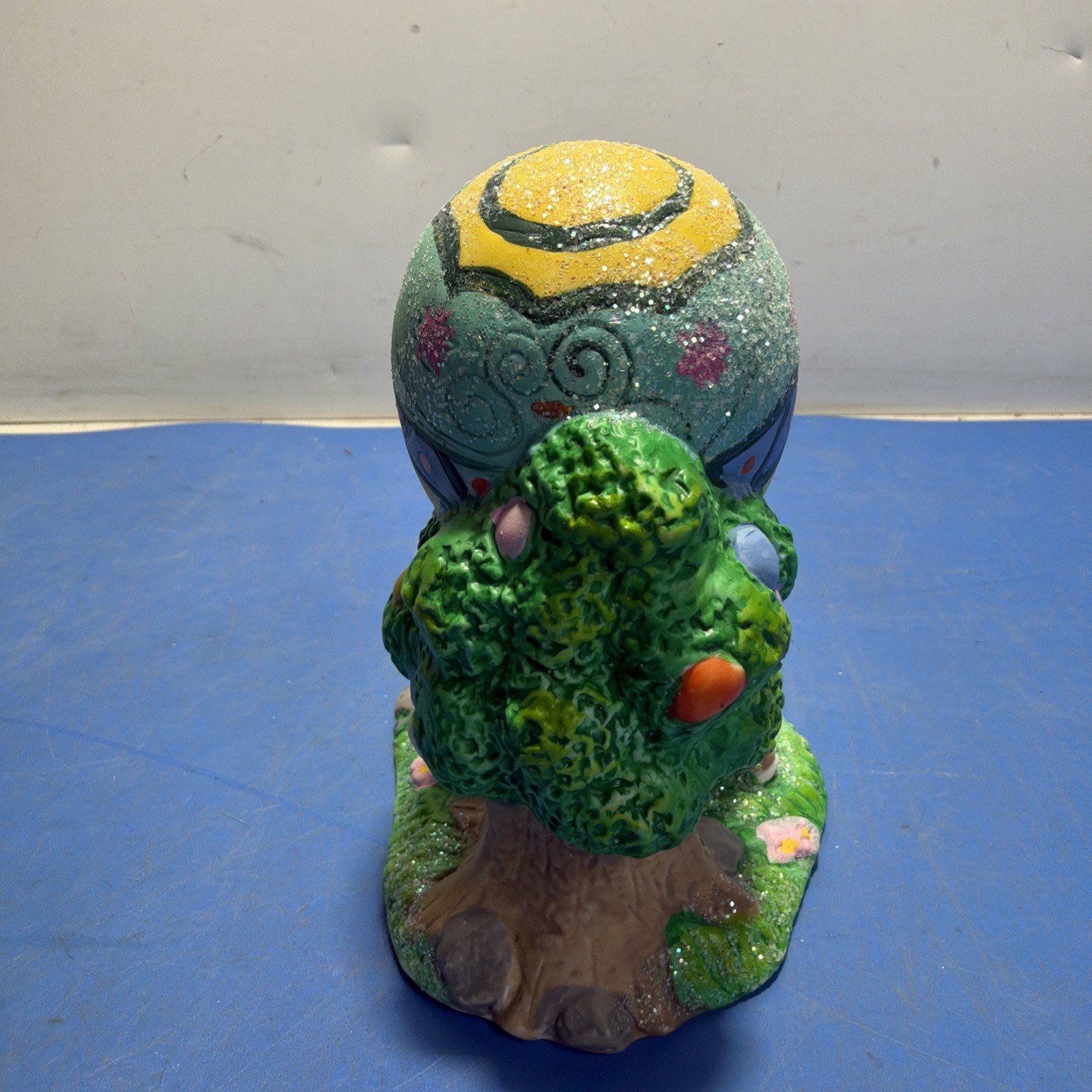 Lot of 6 Easter Spring Decor Figurines Bunny Egg Train Hollow Hollow 2003 Try Me
