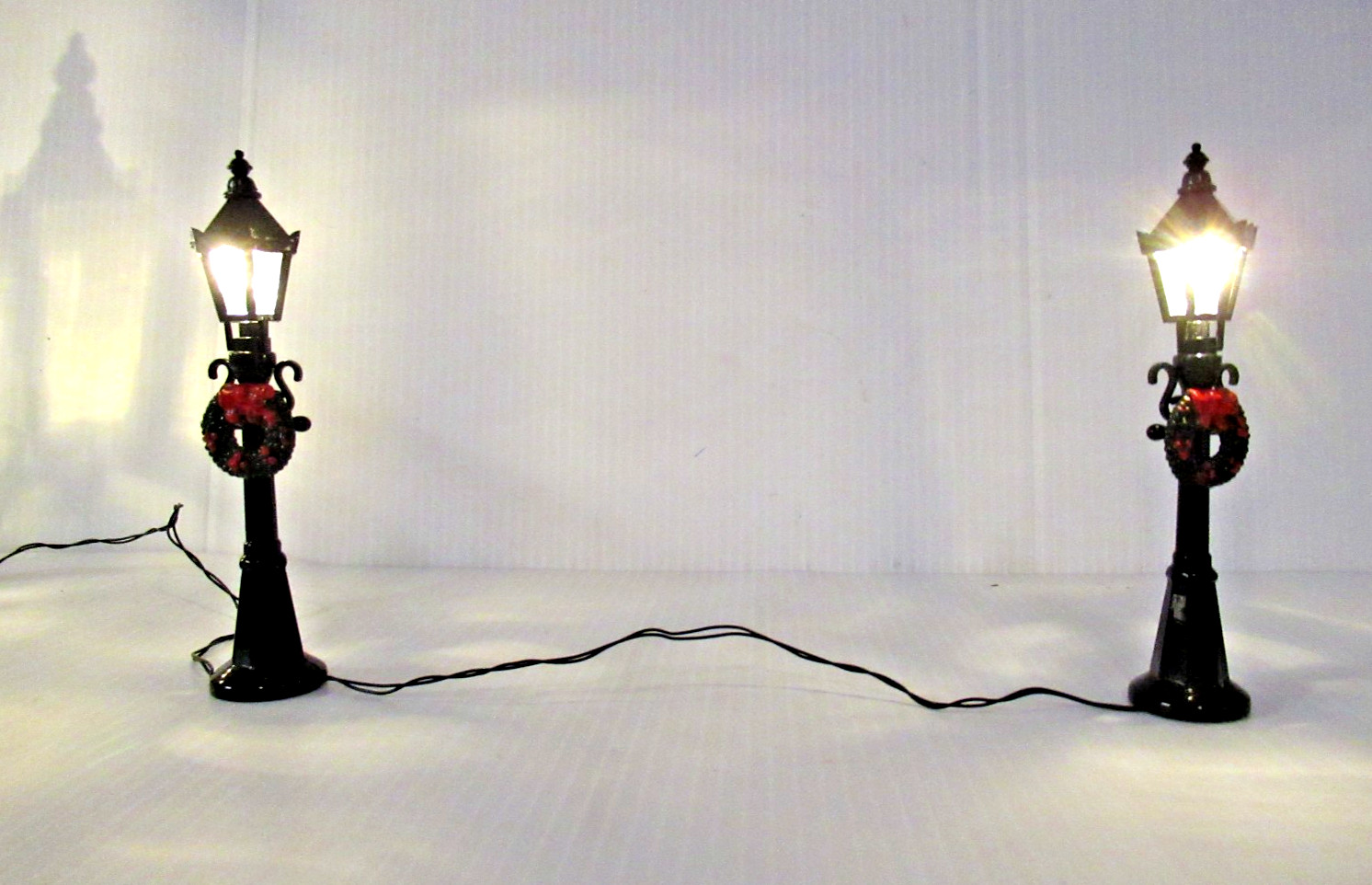 ENCHANTED FOREST “STREET LAMPS” ~(SET OF 4)~ ** LED LIGHTS / BATTERY OPERATED **