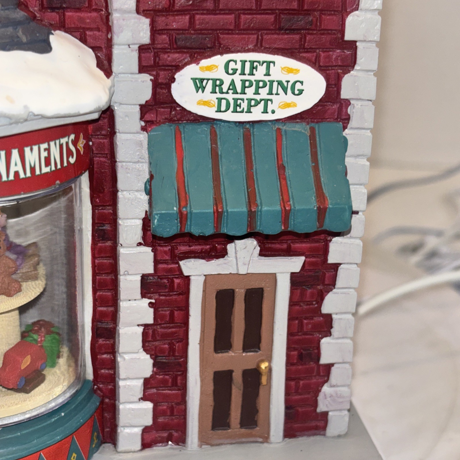 Lemax #05700 Tinseltown Plaza (2020) NIB Sounds, Lights, and Animation