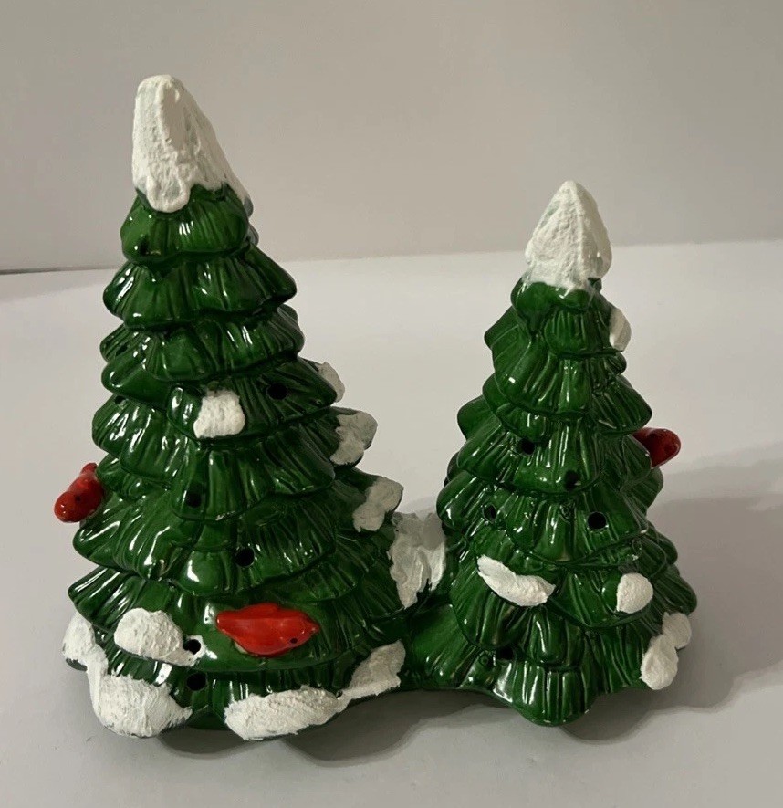 Vintage 1984 Dept 56 Light Up Double Tree Snowy Christmas With Red Cardinal