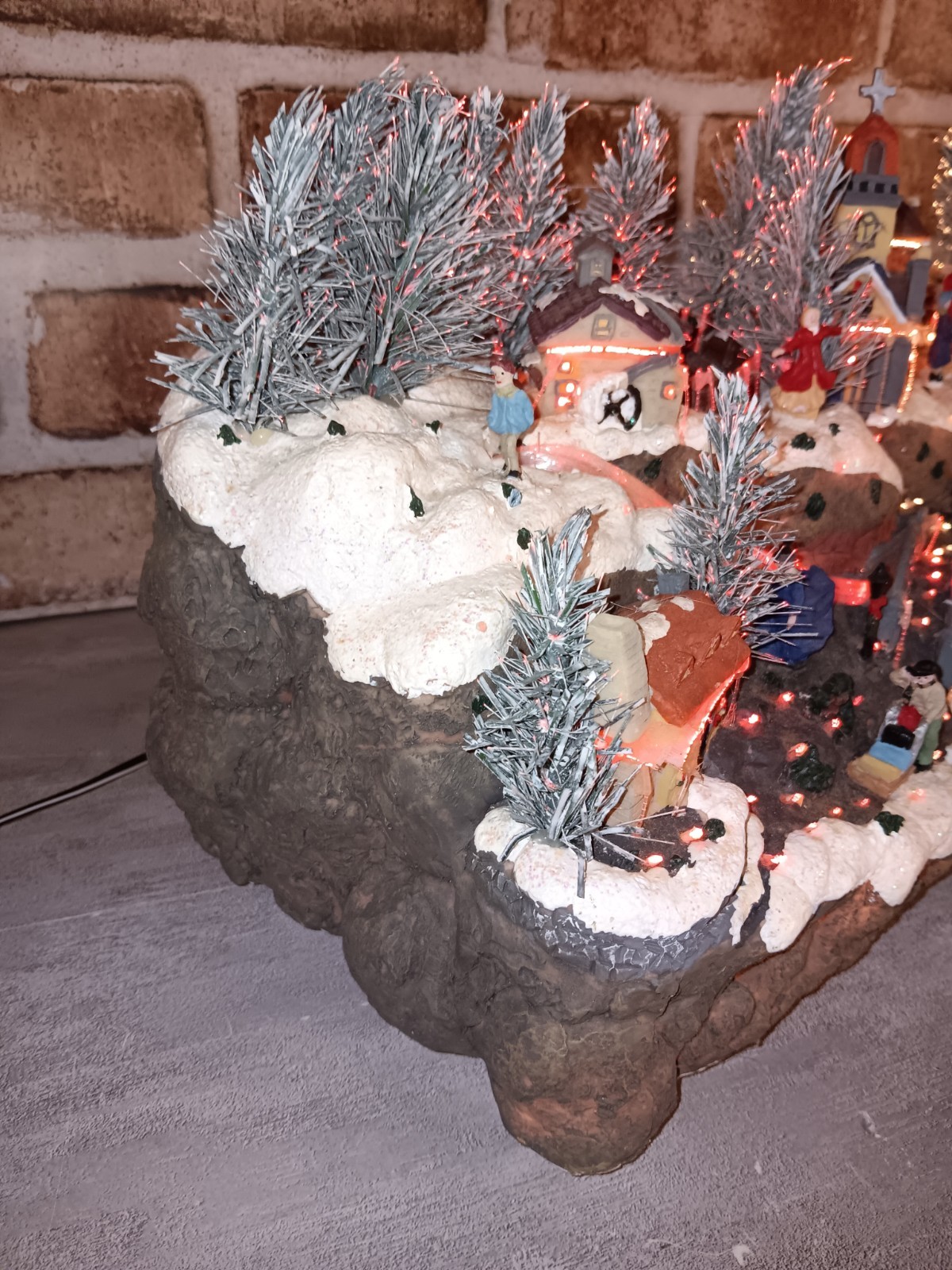 Vintage Fiber Optic Christmas Village Display Color Changing by Holiday Lane