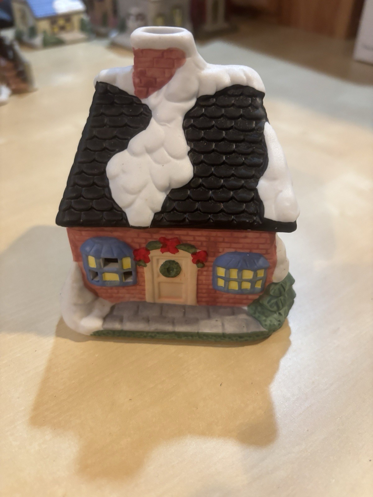 1991 seasonal specialties Christmas Village Coffee House Hand Painted Porcelain