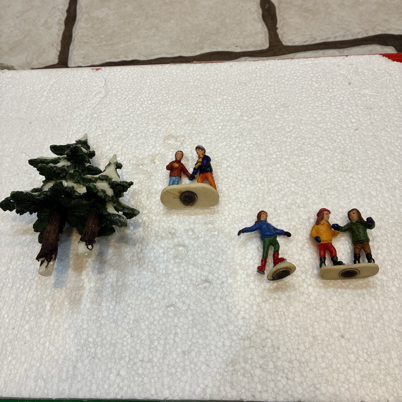 Vintage Animated Skating Pond Lights & Music Christmas Village Holiday Decor