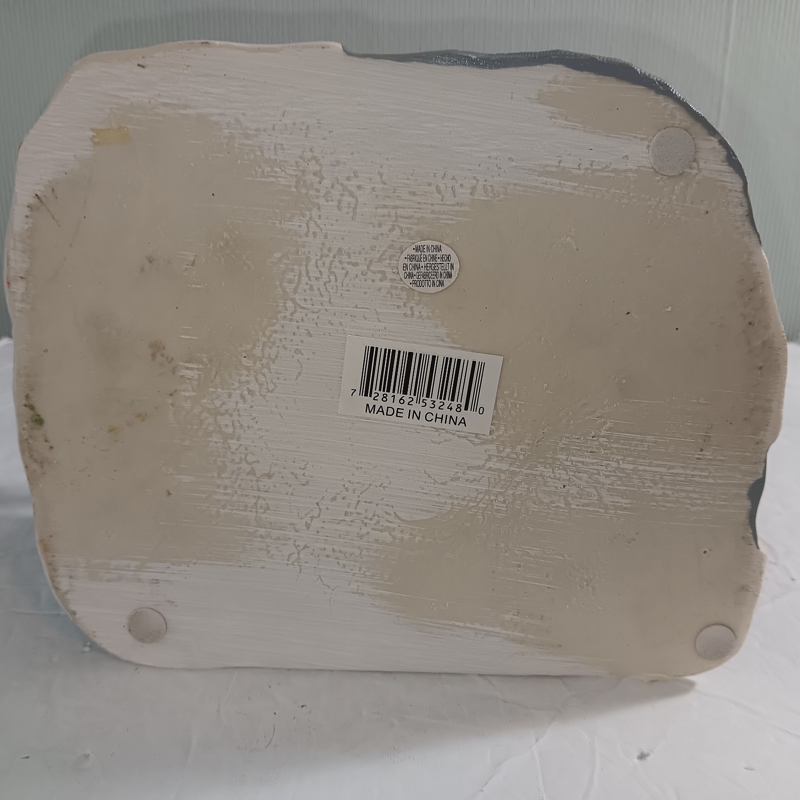 LEMAX St. Nicholas’s Tree Lot 3D Village Family Christmas Scene