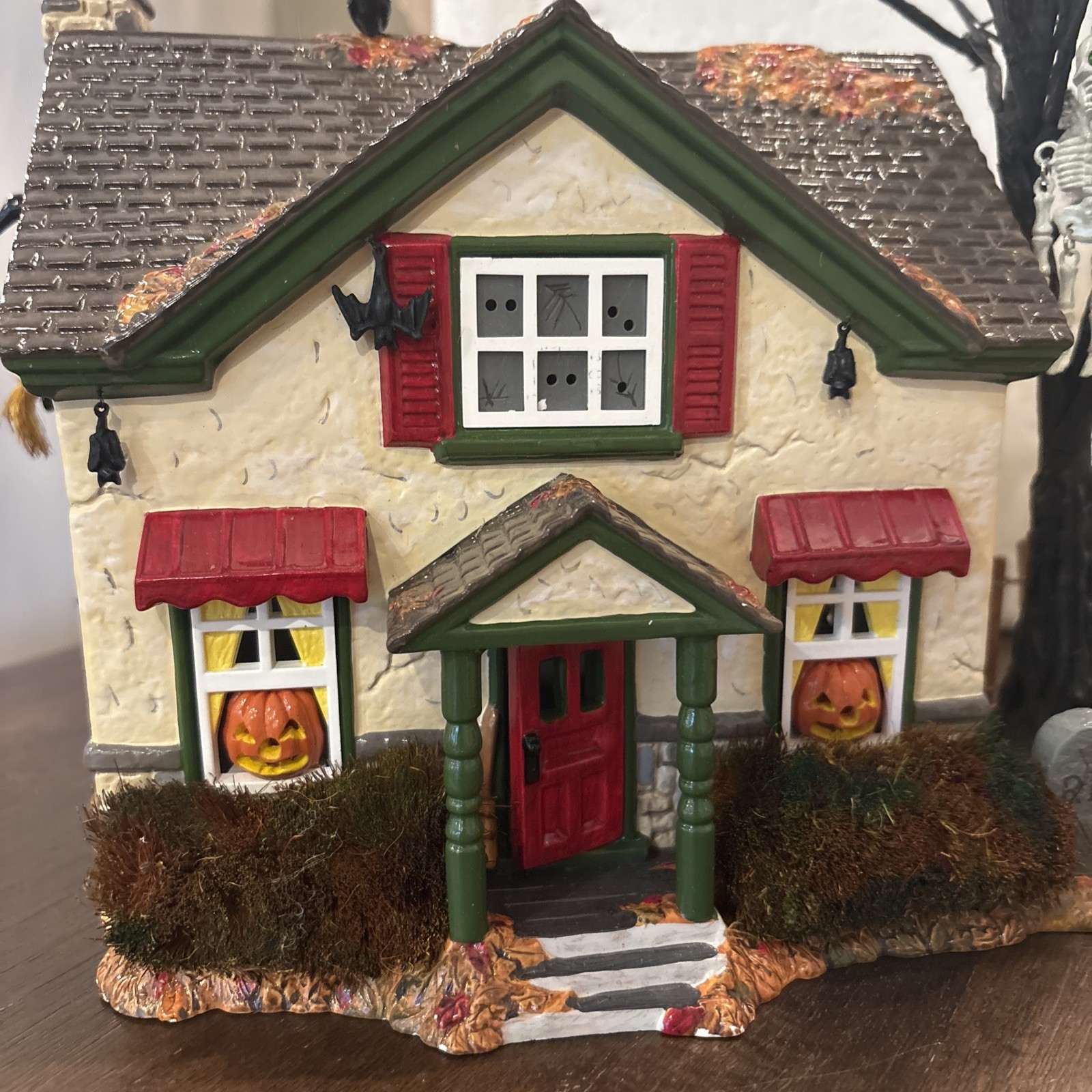 Department 56 Snow Village Halloween Hauntsburg House 56.55058