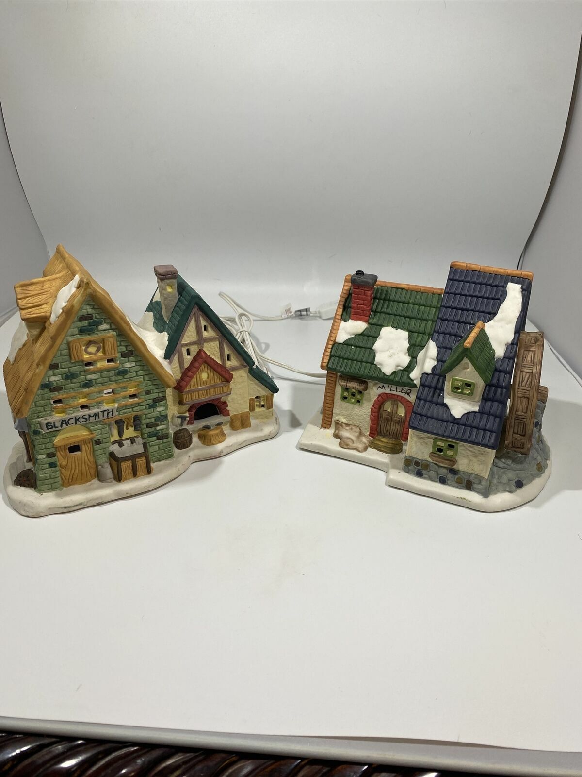 Lot Of 2 Dickens Collectibles – Shops – Blacksmith & Miller – 1 With Light