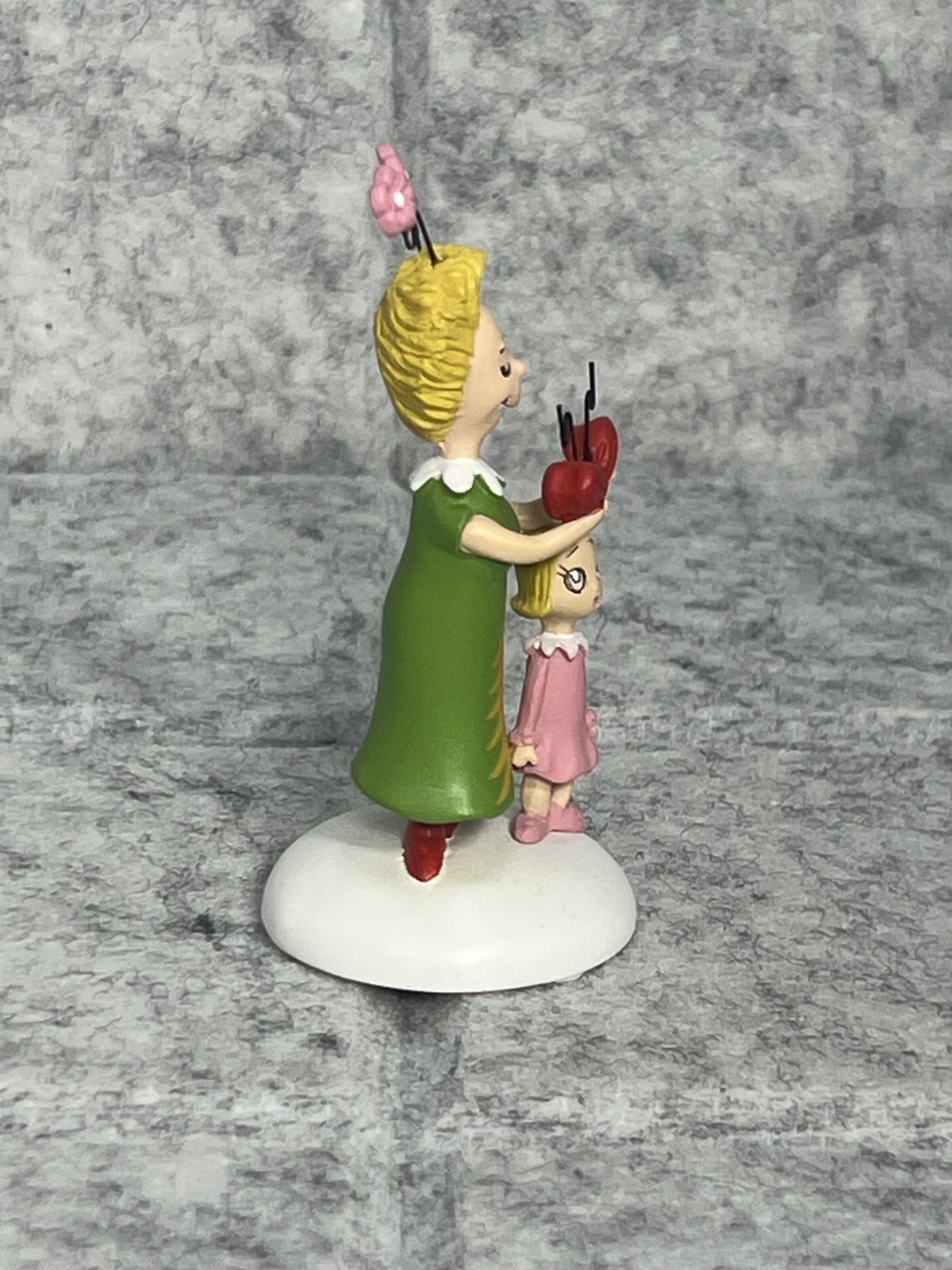 Department 56 The Grinch Dr Seuss Cindy-Lou Who’s Surprise – NEW
