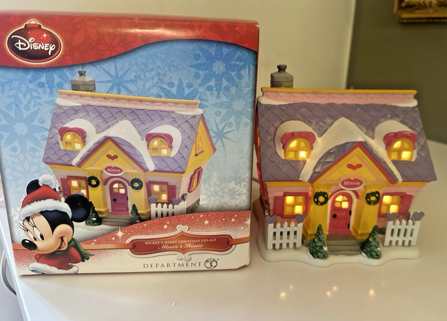Department 56 Disney’s Mickey’s Merry Christmas Village Minnie’s House