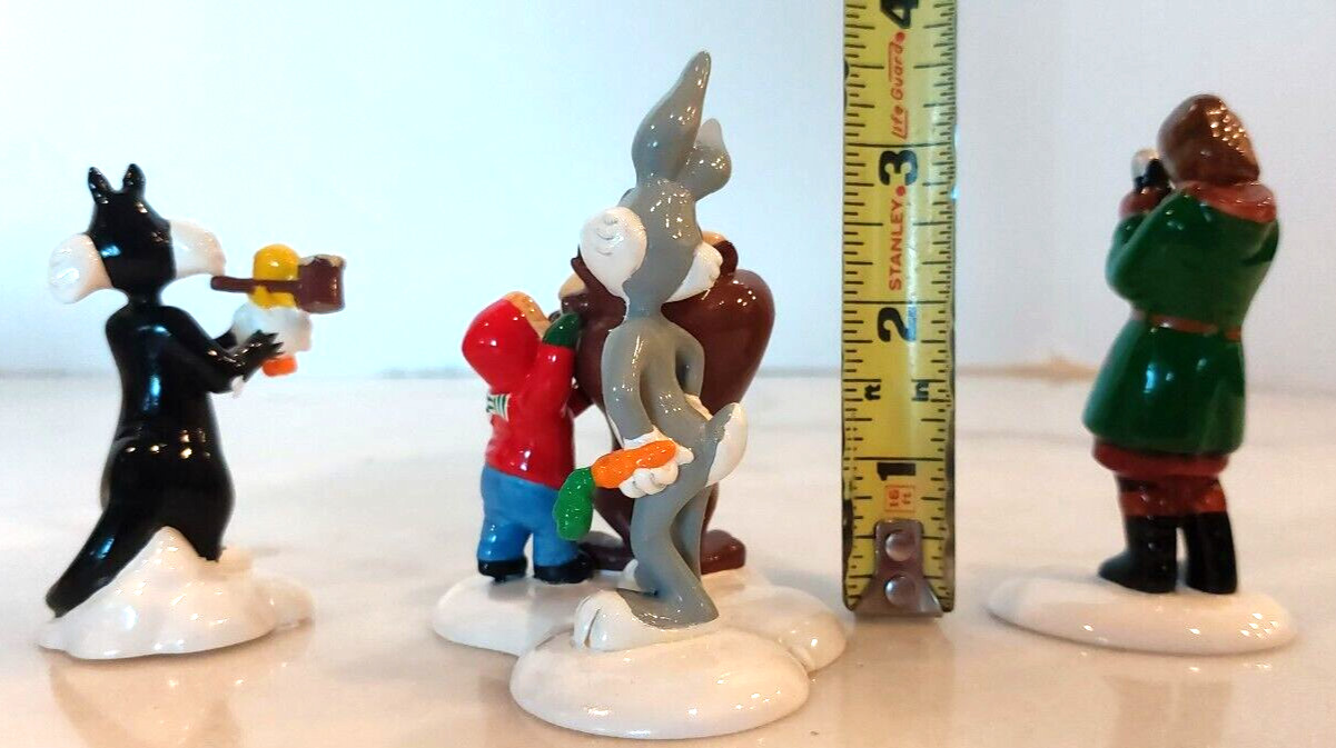 Department 56 Snow Village THE LOONEY TUNES ANIMATION FILM FESTIVAL Original box