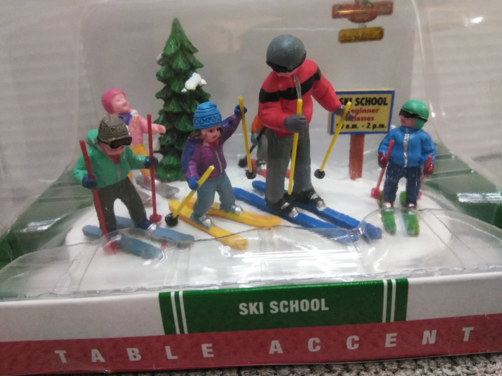 2013 Lemax Christmas SKI SCHOOL #73323 bunny slopes TABLE ACCENT (SEALED) NEW