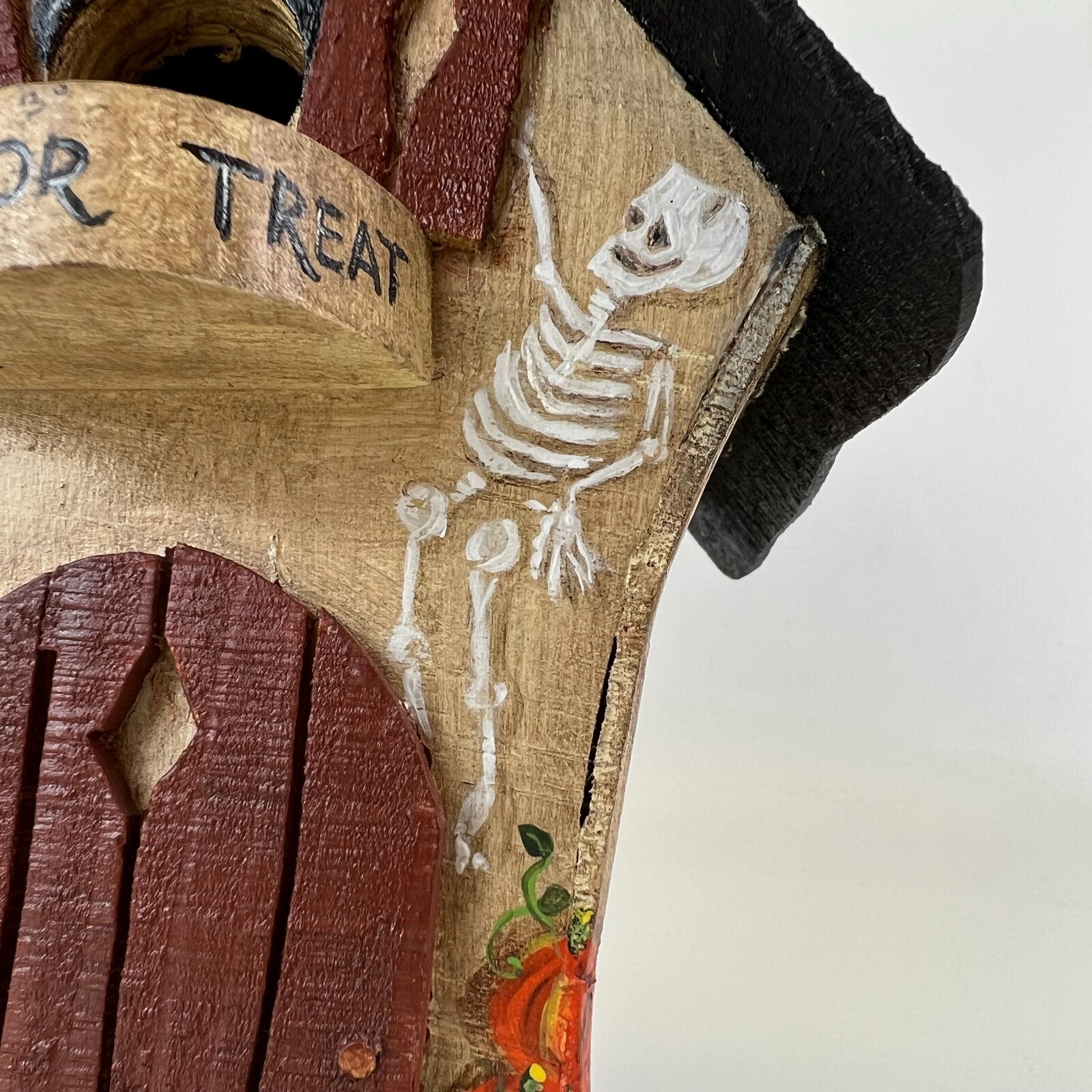 Halloween Bird House Handmade Painted Skeletons Ghosts Spiders Pumpkins 1995