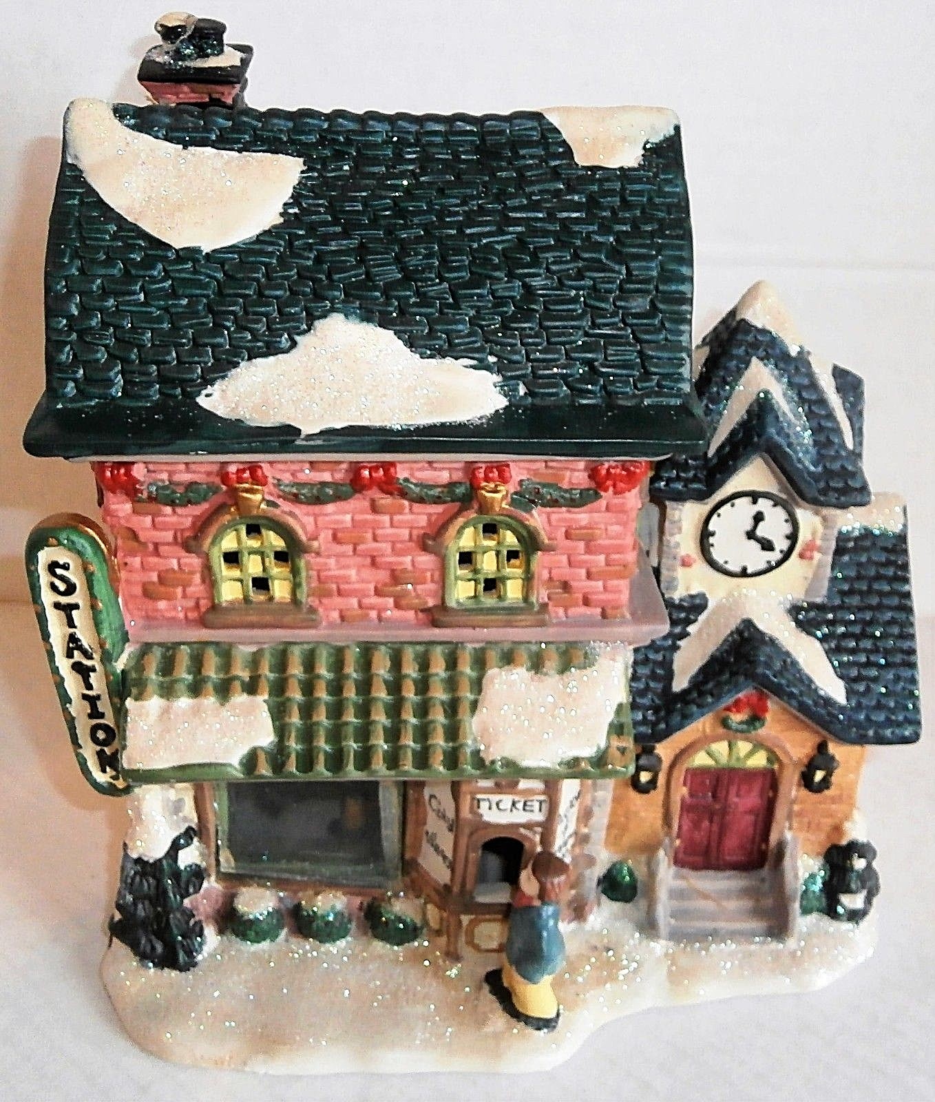 Holiday LIghted Ceramic House STATION 7.5″ W X 5.5’D X 8.25″ T