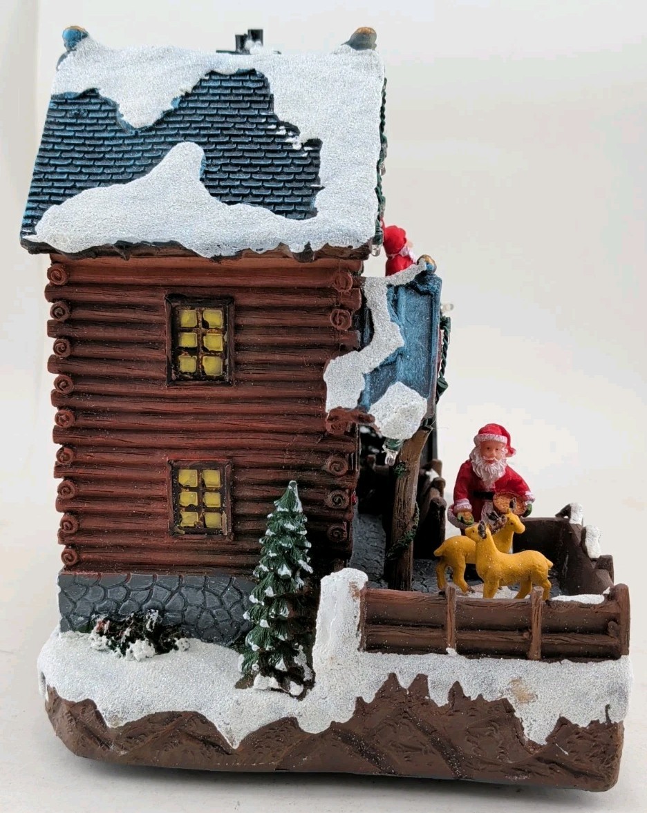 Enchanted Forest Reindeer Lodge Animated Musical Christmas Village House W/Box
