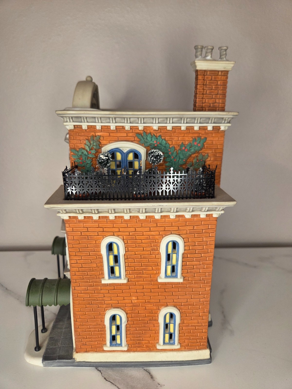 Department 56 – Heritage Village Collection – Ivy Terrace Apartments